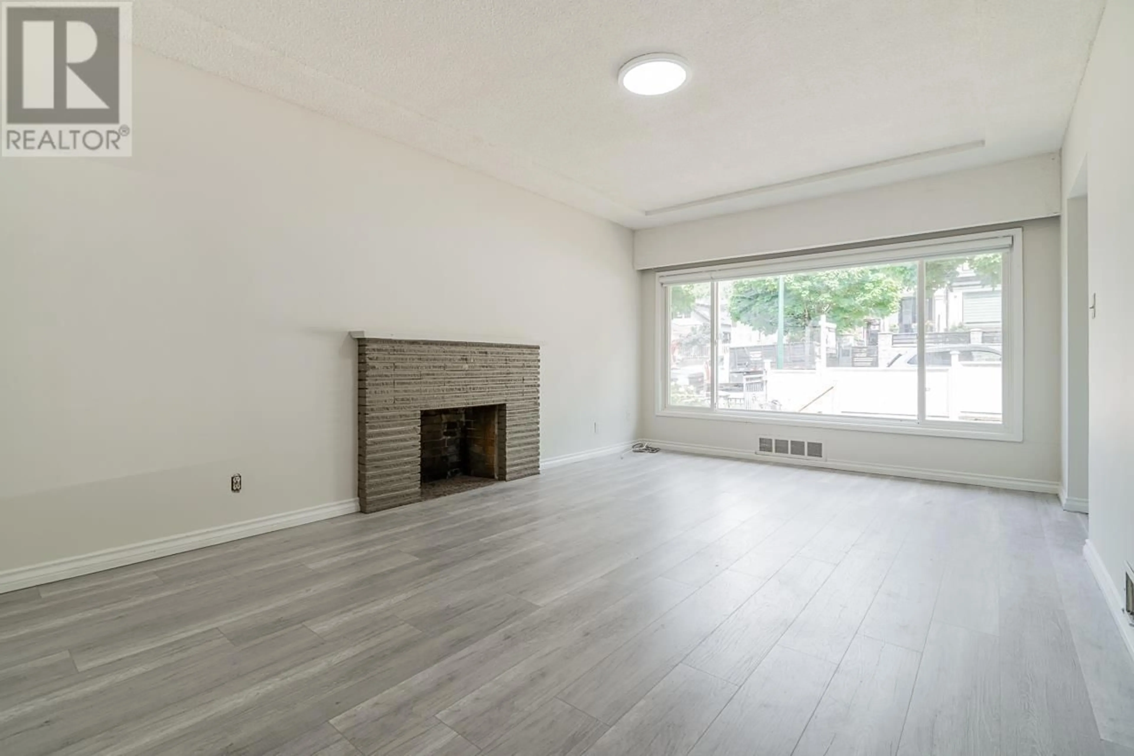A pic of a room for 882 63RD AVENUE, Vancouver British Columbia V5X2K8