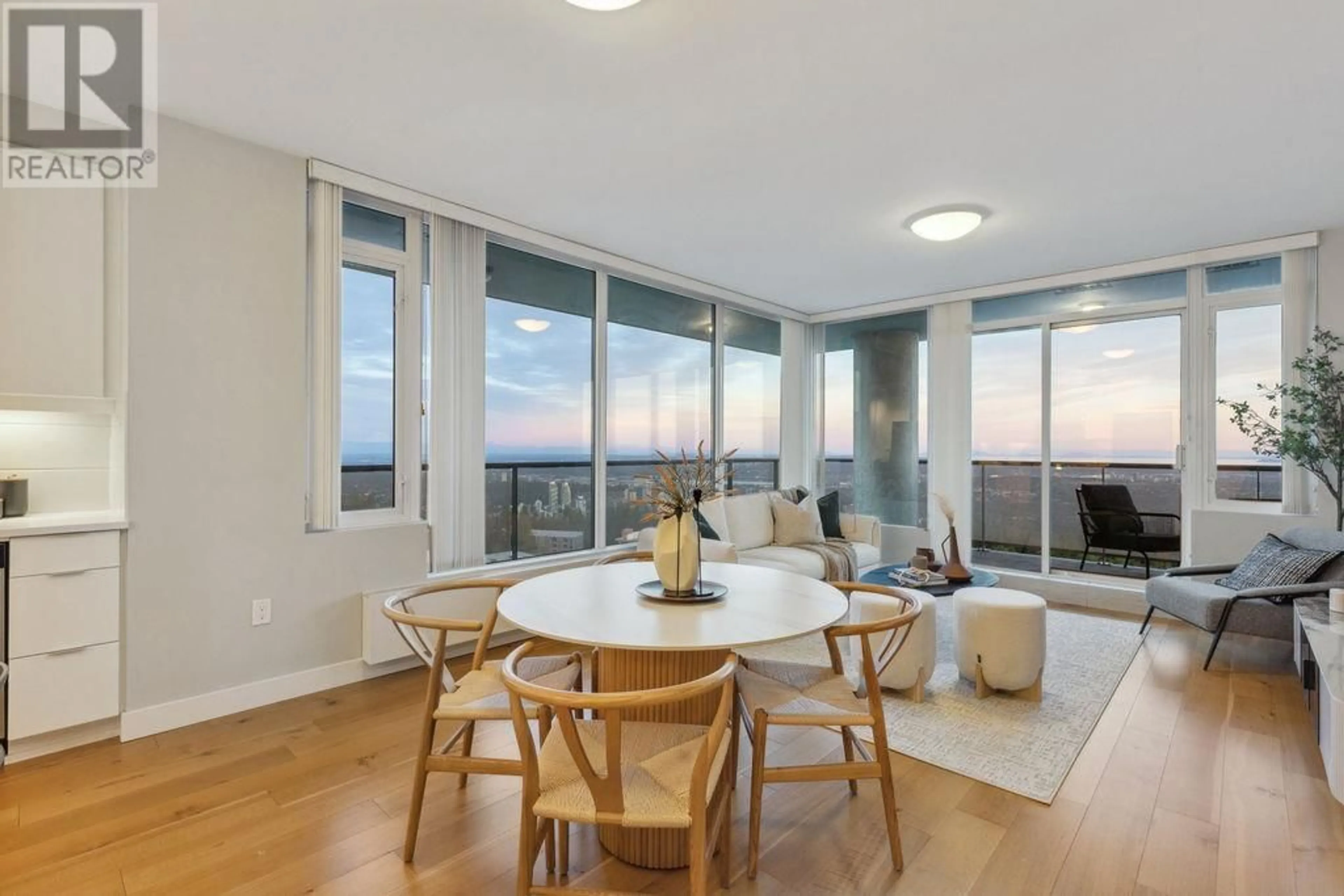 Dining room, unknown for 1404 - 9393 TOWER ROAD, Burnaby British Columbia V5A4X6