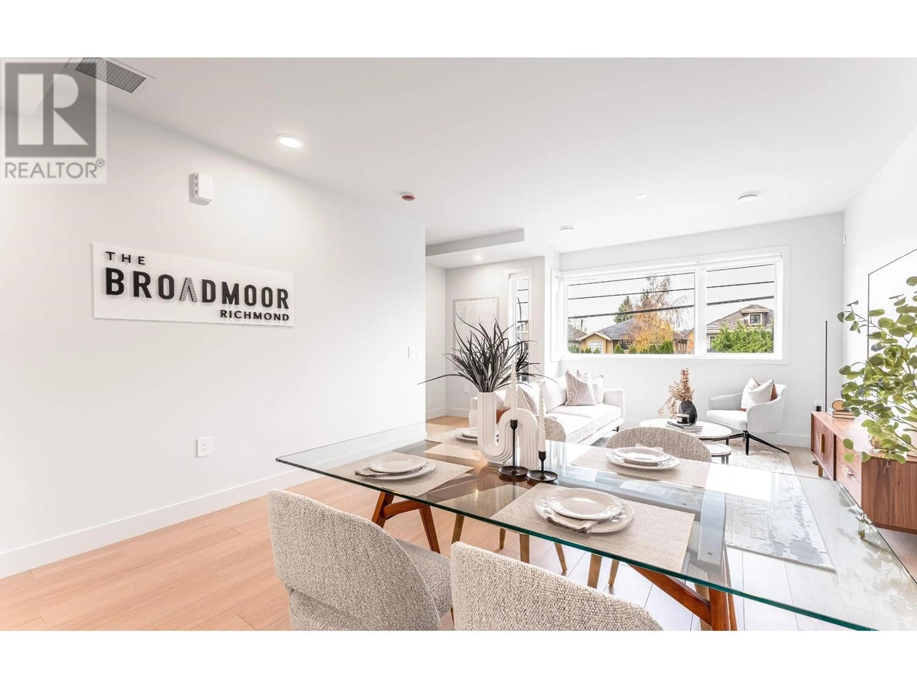 Dining room, wood/laminate floor for 8 - 8300 NO. 3 ROAD, Richmond British Columbia V6Y2E3