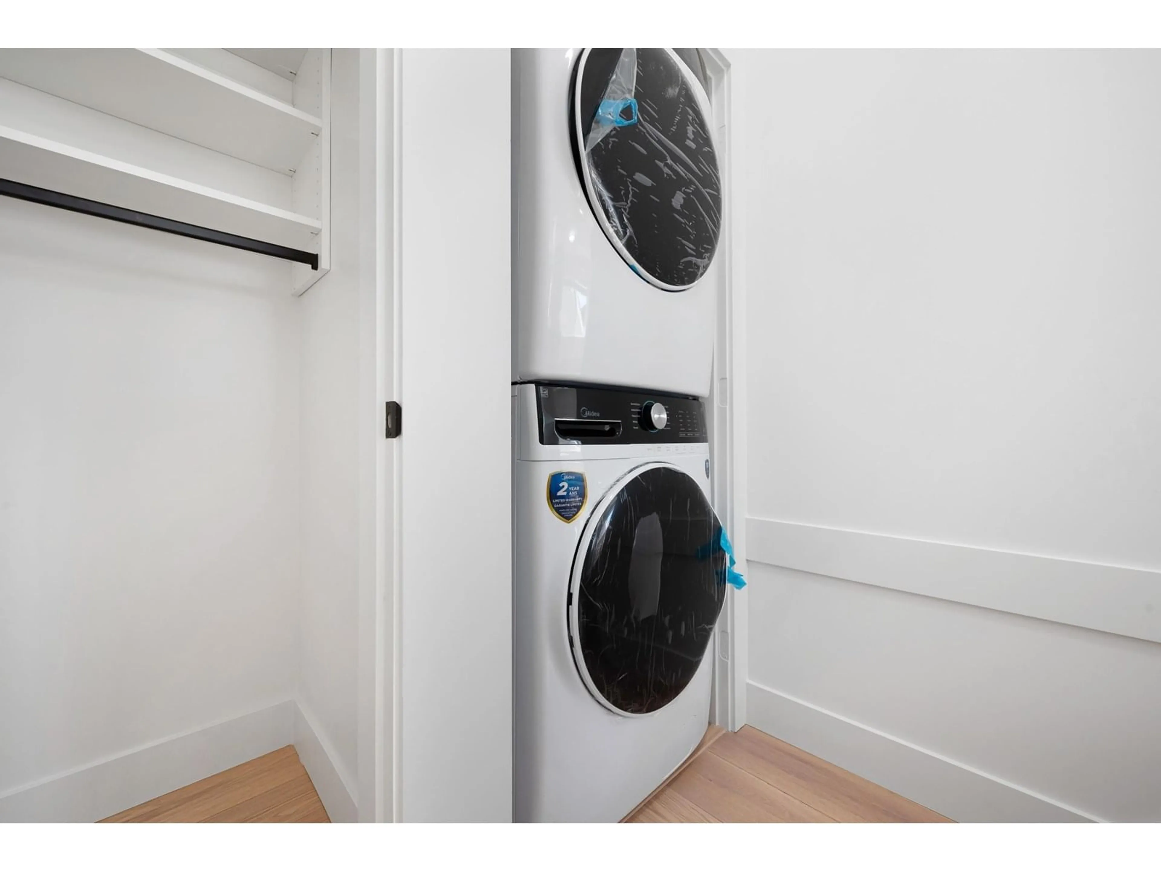 Laundry room for 5930 139A, Surrey British Columbia V3X0G6