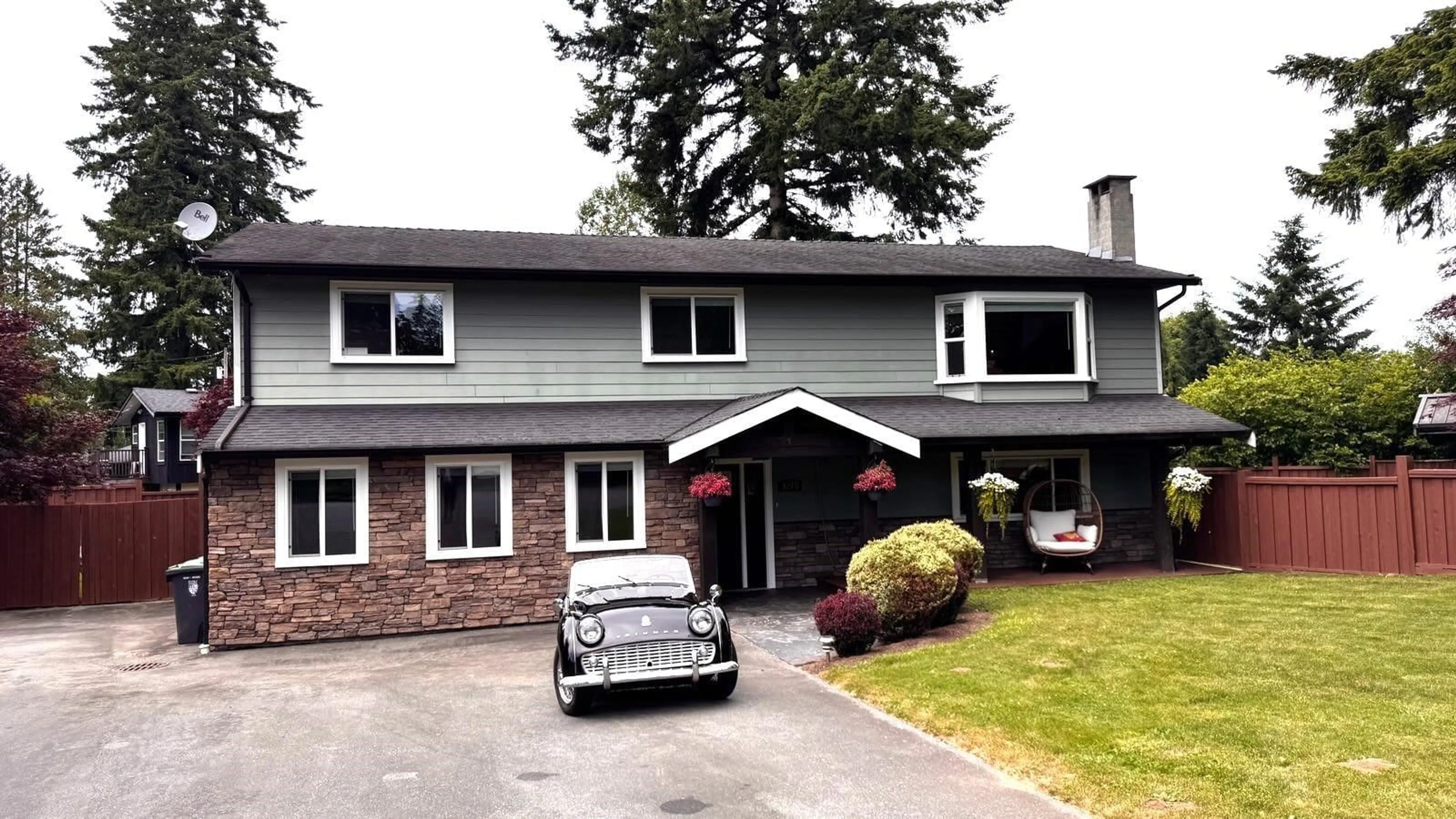 Home with vinyl exterior material, street for 9275 FRENICE, Langley British Columbia V1M2S2