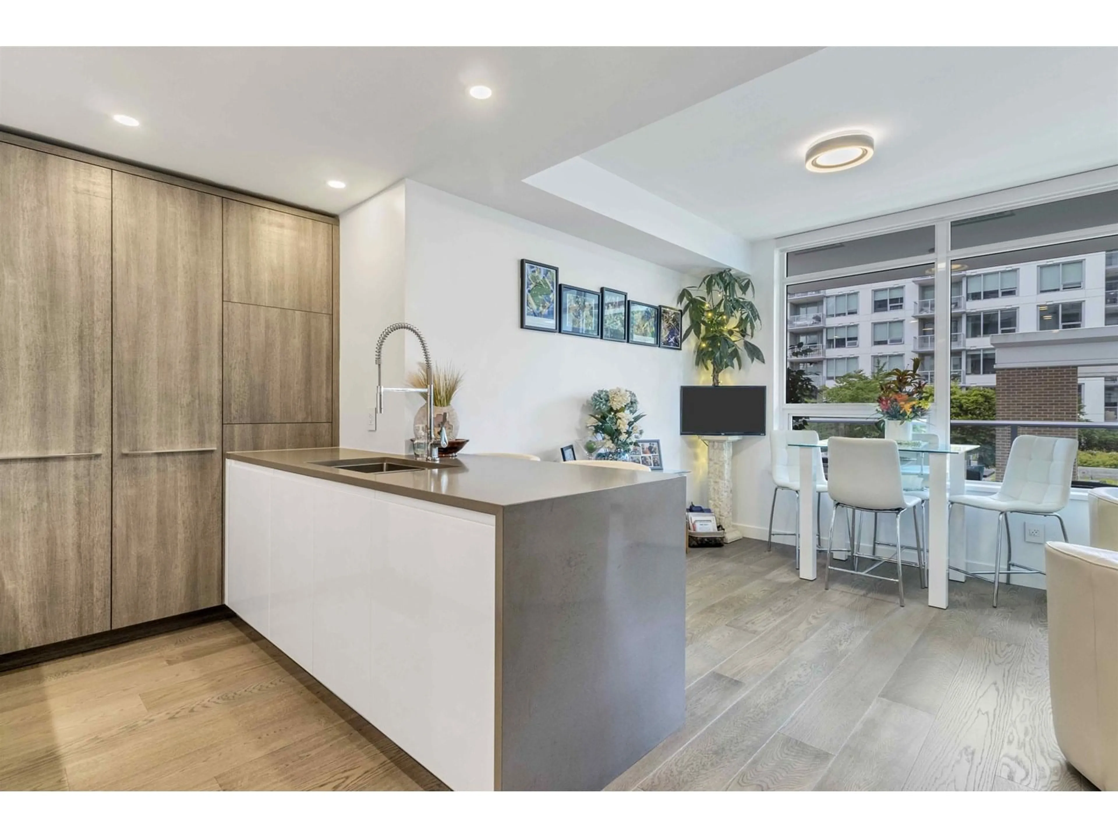 Open concept kitchen, unknown for #401 1441 JOHNSTON RD., White Rock British Columbia V4B3Z4