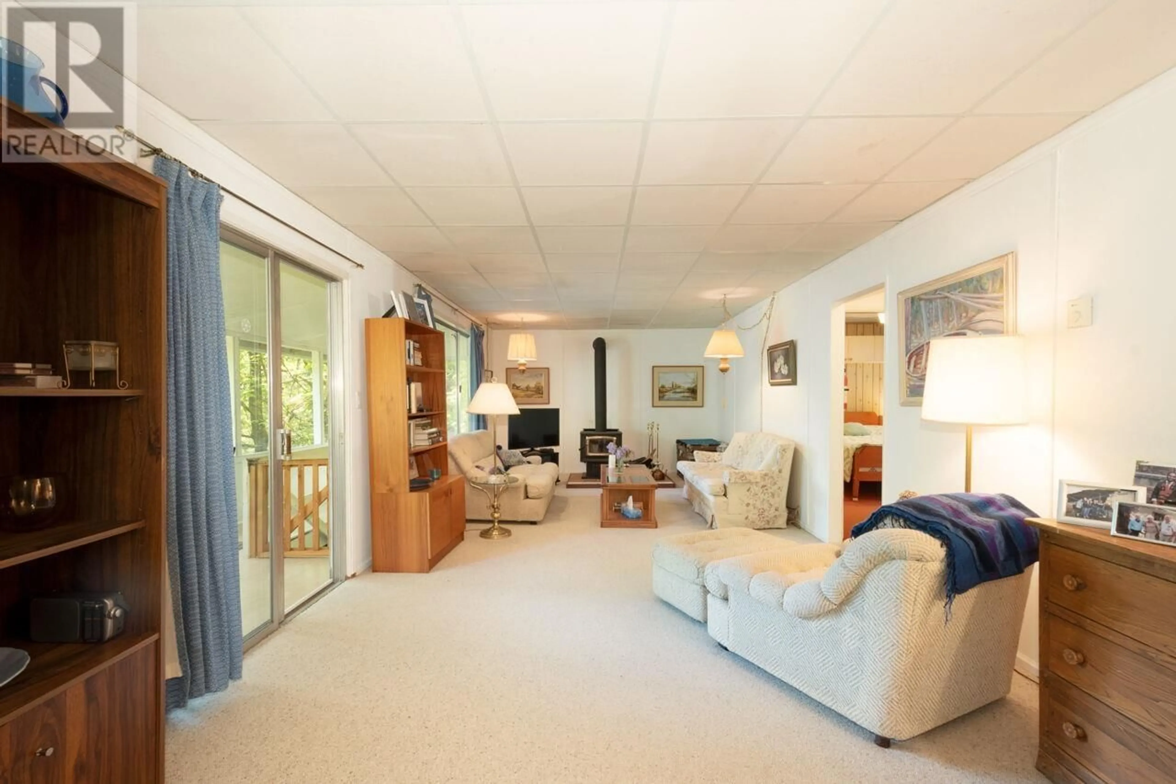 Living room with furniture, unknown for 508 COLLINS ROAD, Bowen Island British Columbia V0N1G1
