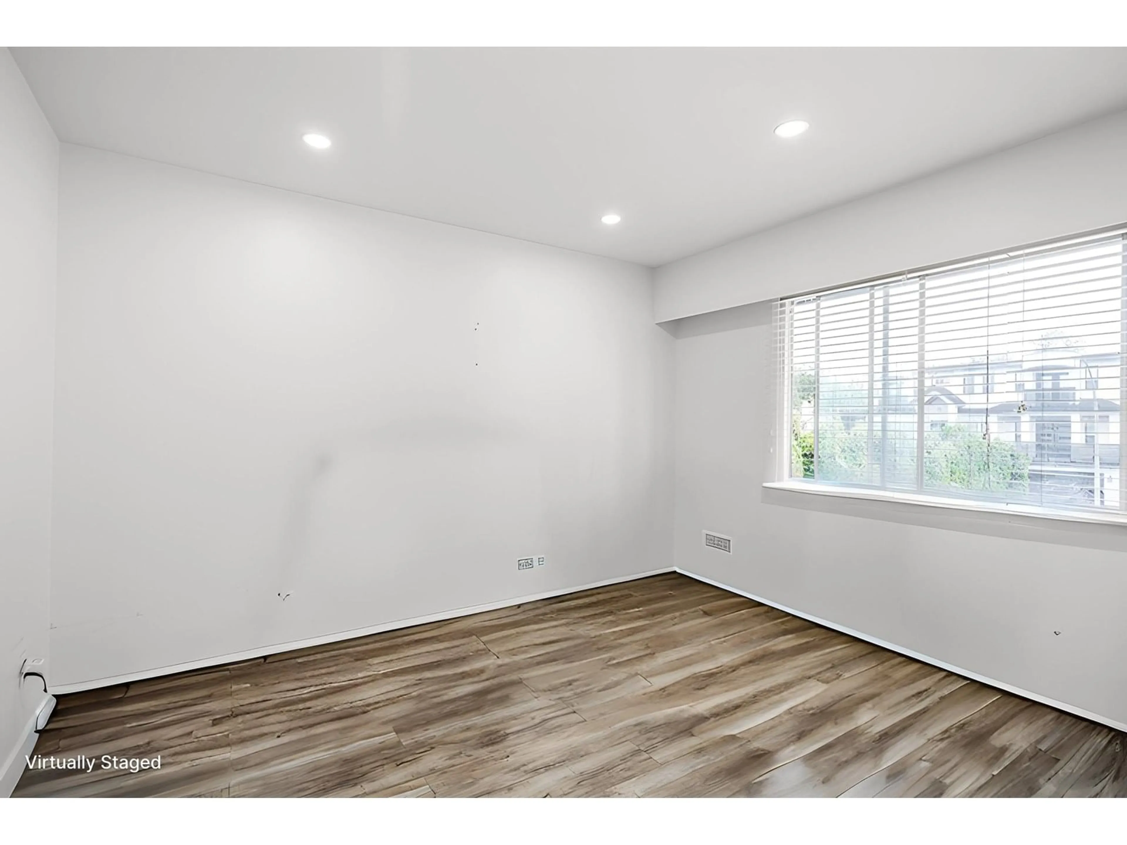 A pic of a room for 13421 87A, Surrey British Columbia V3W6B7
