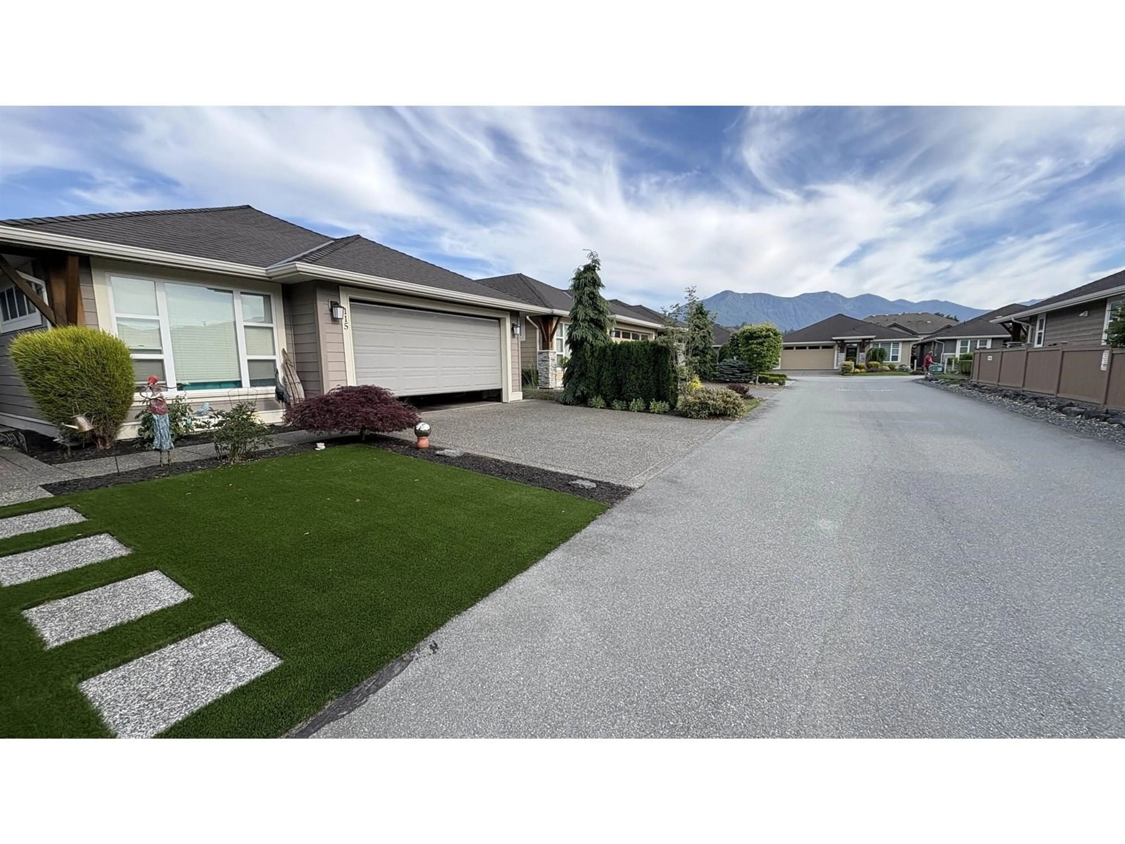 Unknown for 115 - 6540 DOGWOOD DRIVE, Chilliwack British Columbia V2R0W7