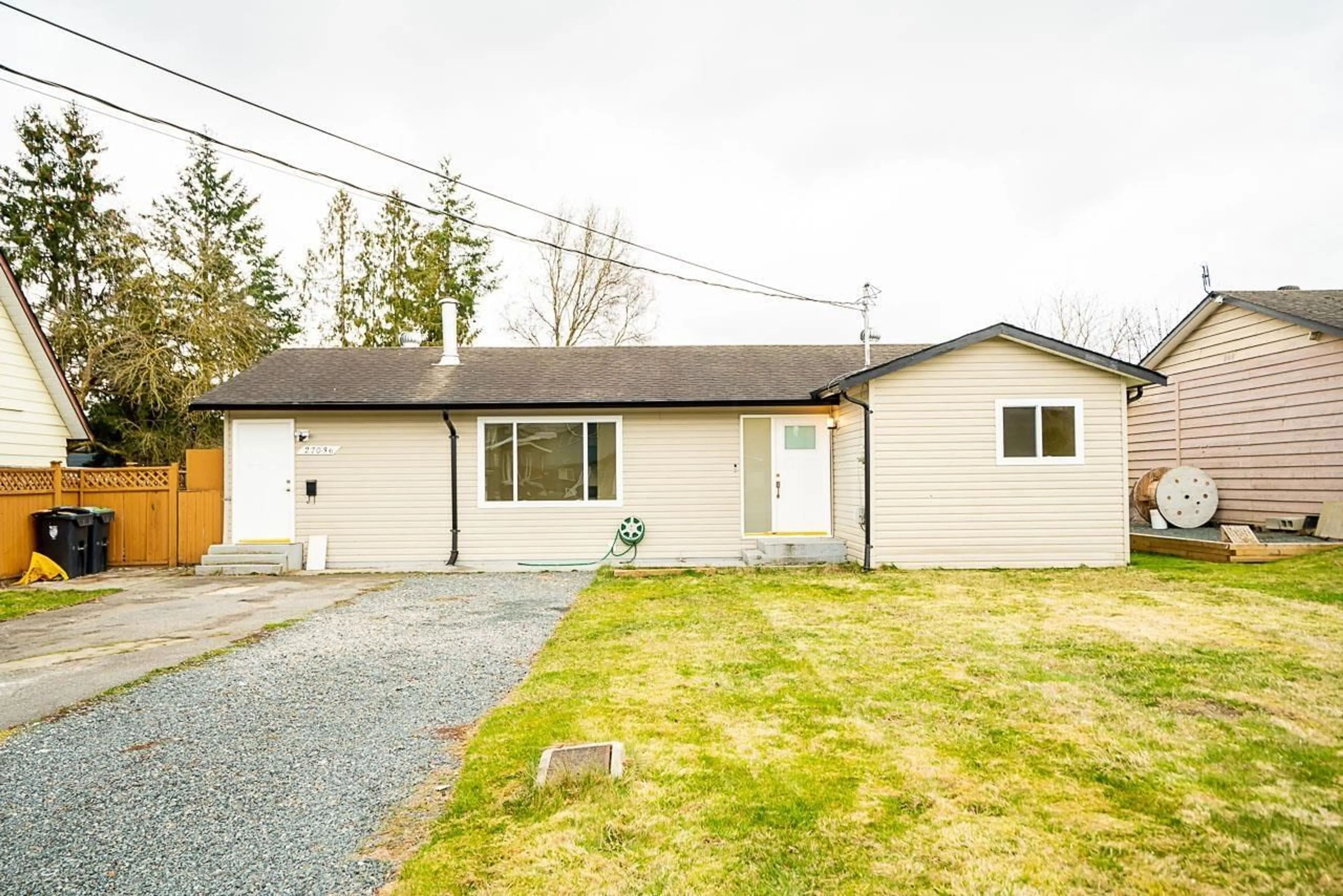 Unknown for 27036 28, Langley British Columbia V4W3A3