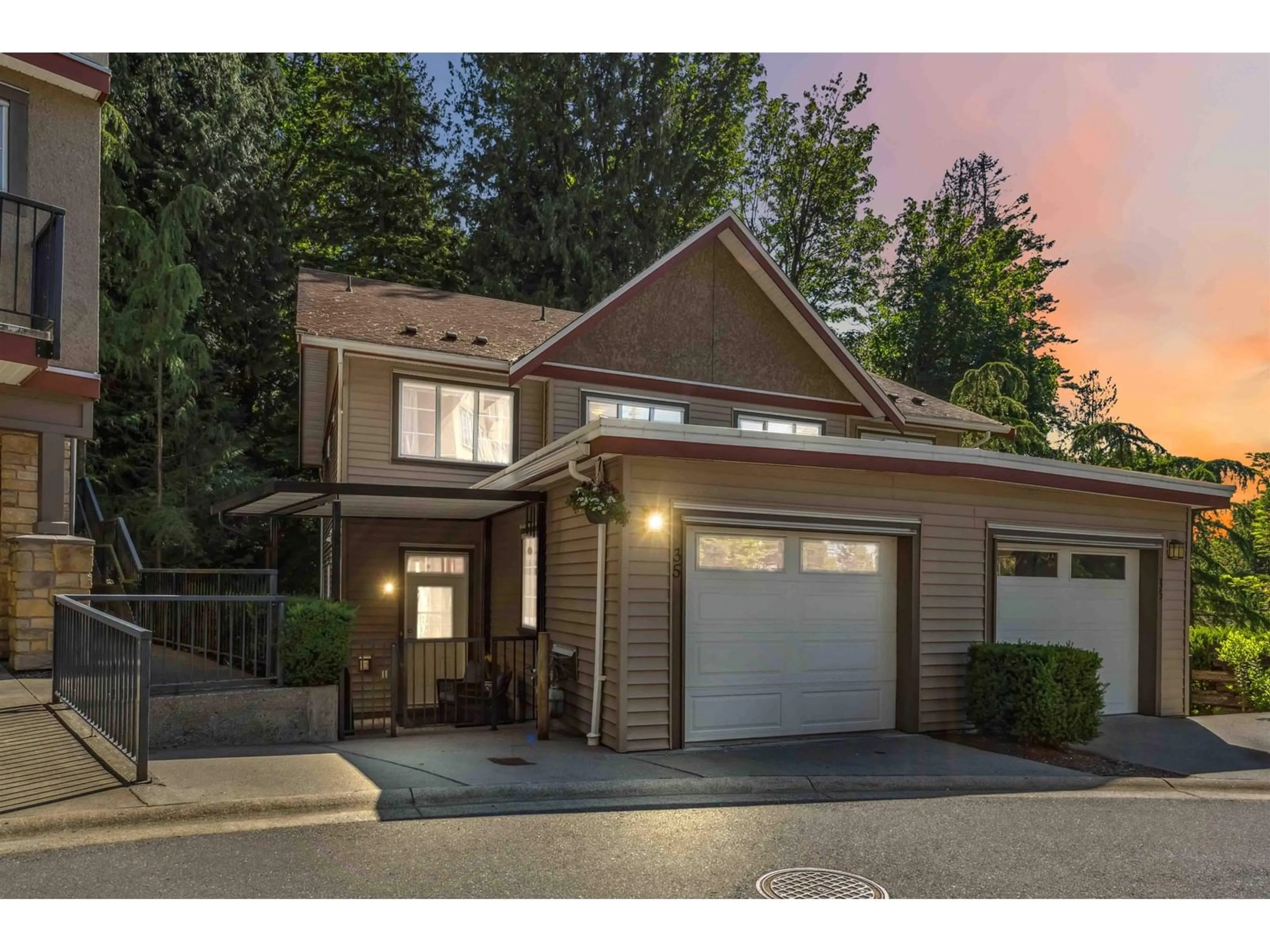 Unknown for 35 - 35626 MCKEE, Abbotsford British Columbia V3G2L6