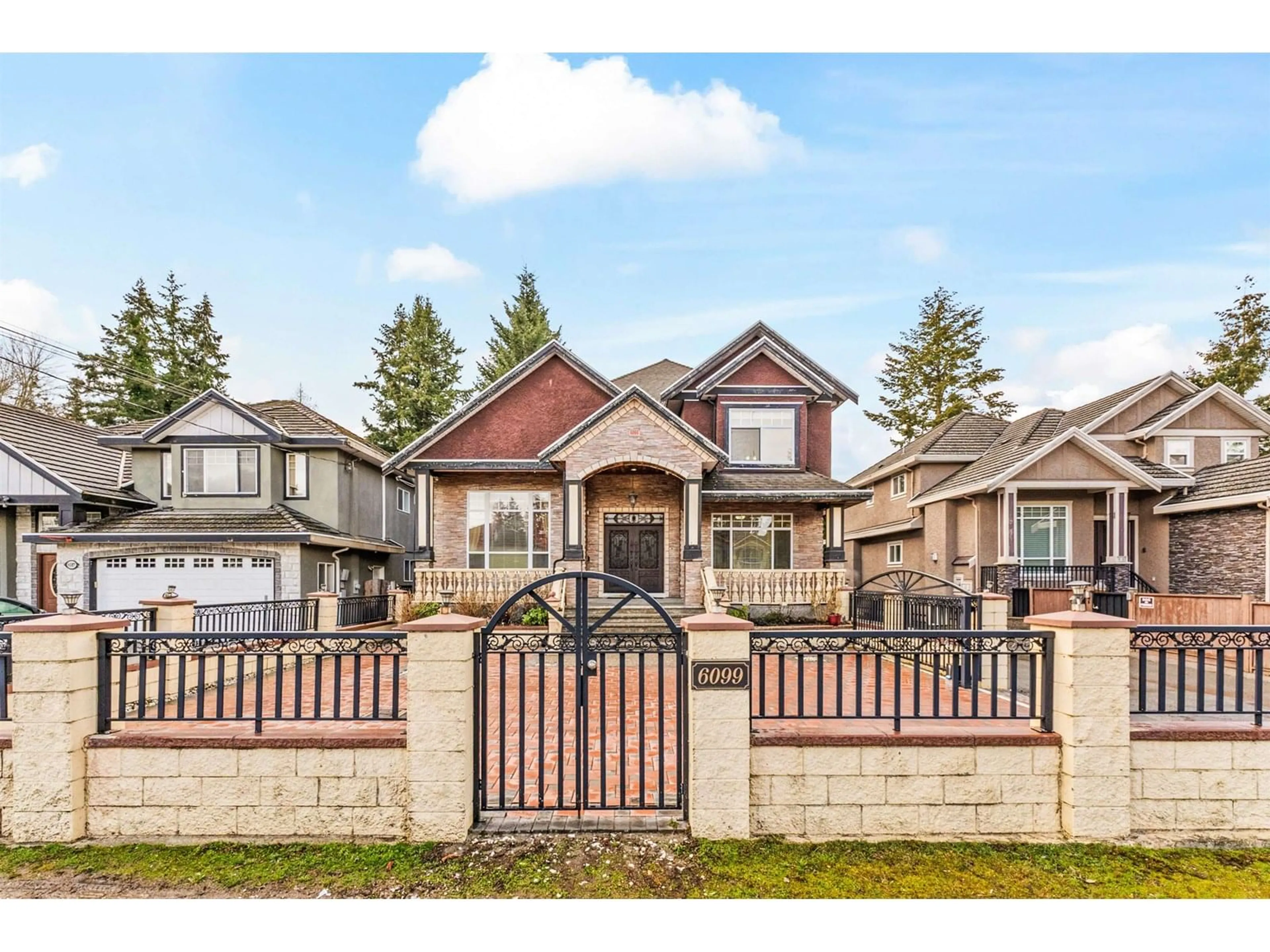 Home with vinyl exterior material, street for 6099 132, Surrey British Columbia V3X1M9