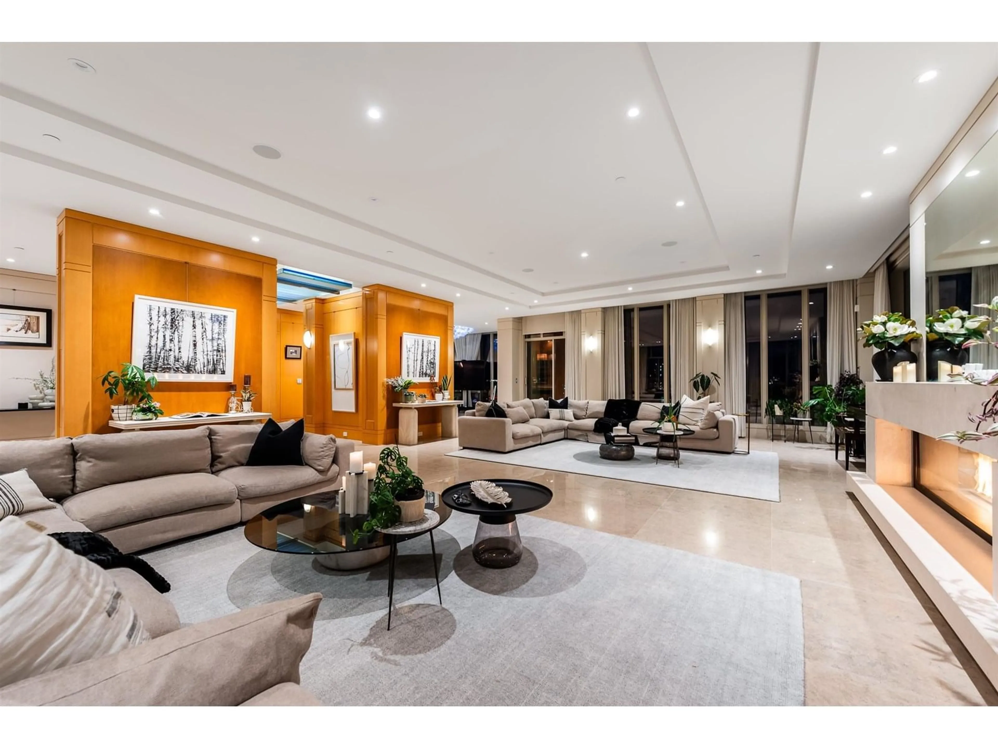 Lobby for PH801 - 1551 FOSTER, White Rock British Columbia V4B5M1