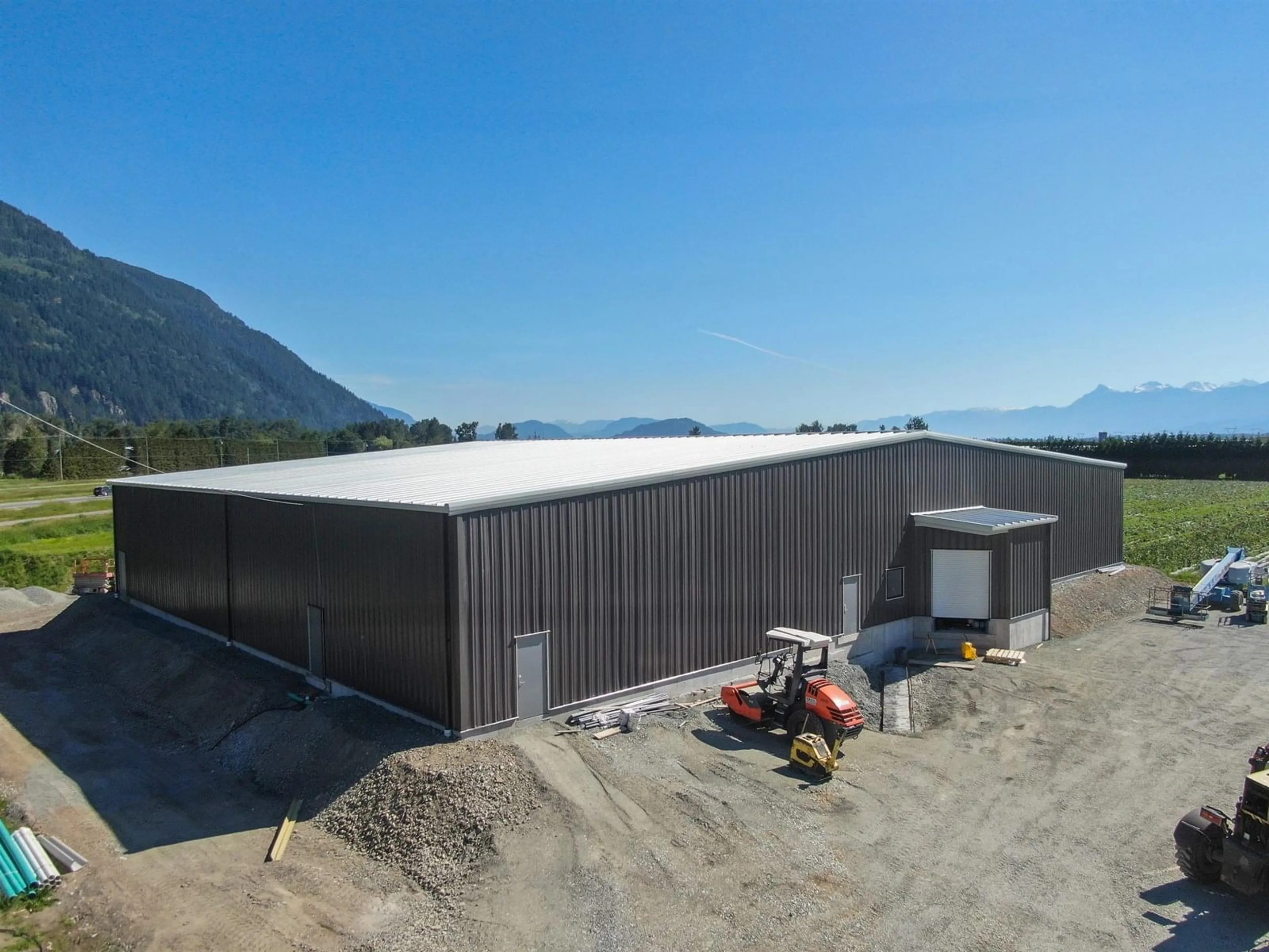 Shed for 38989 NO. 4, Abbotsford British Columbia V3G2G2