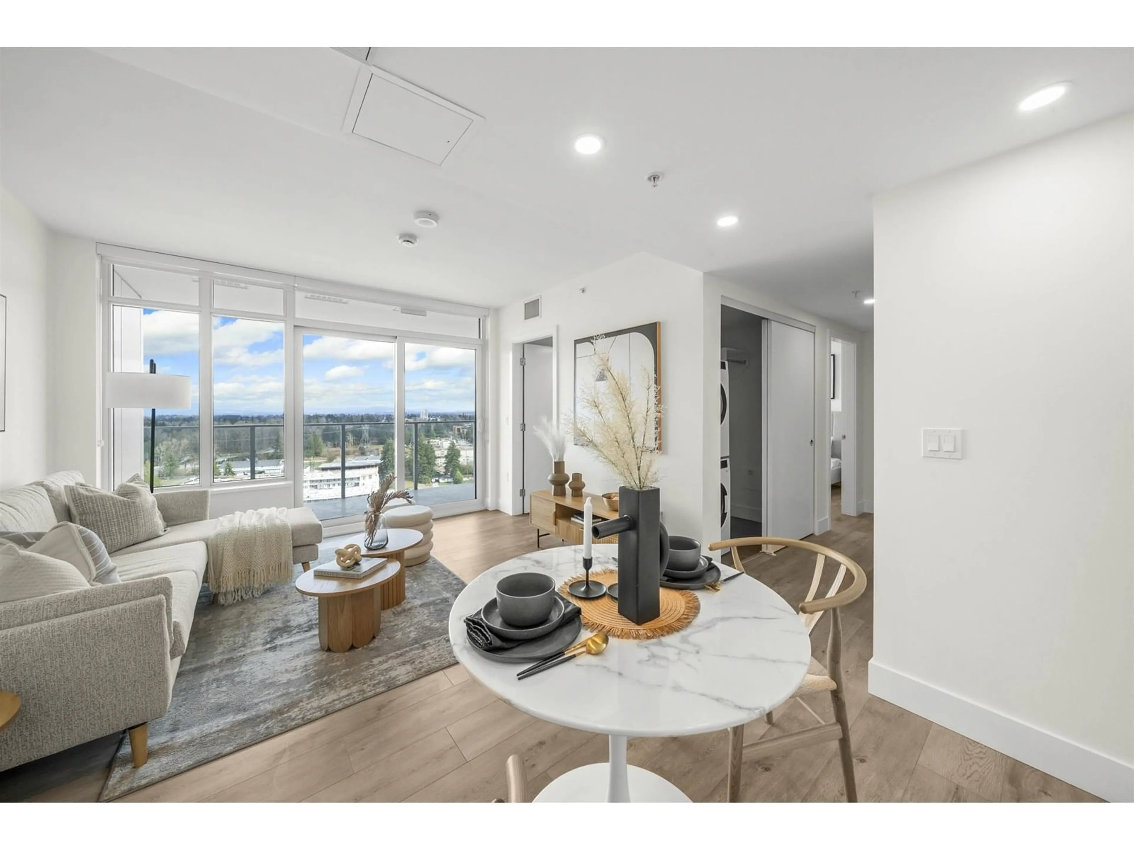 A pic of a room for 2401 - 10428 WHALLEY, Surrey British Columbia V3T1W6