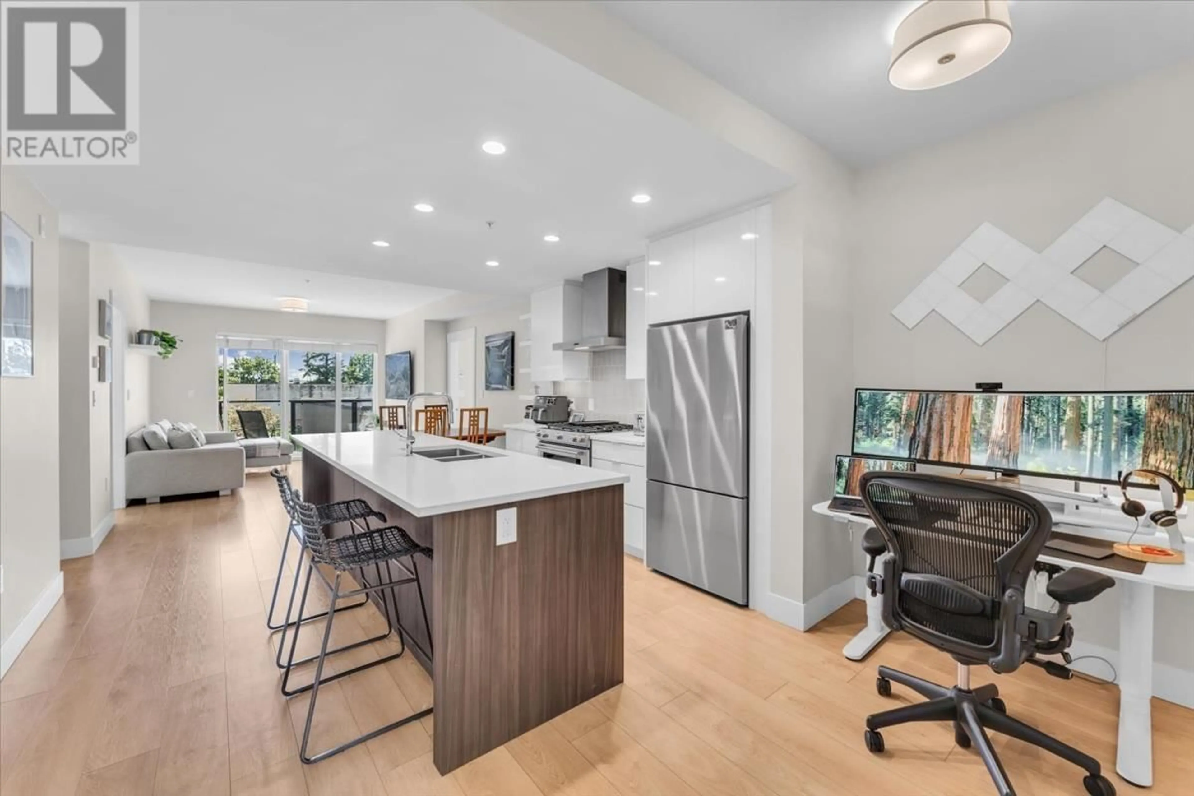 Open concept kitchen, unknown for 211 - 1496 CHARLOTTE ROAD, North Vancouver British Columbia V7J0C9