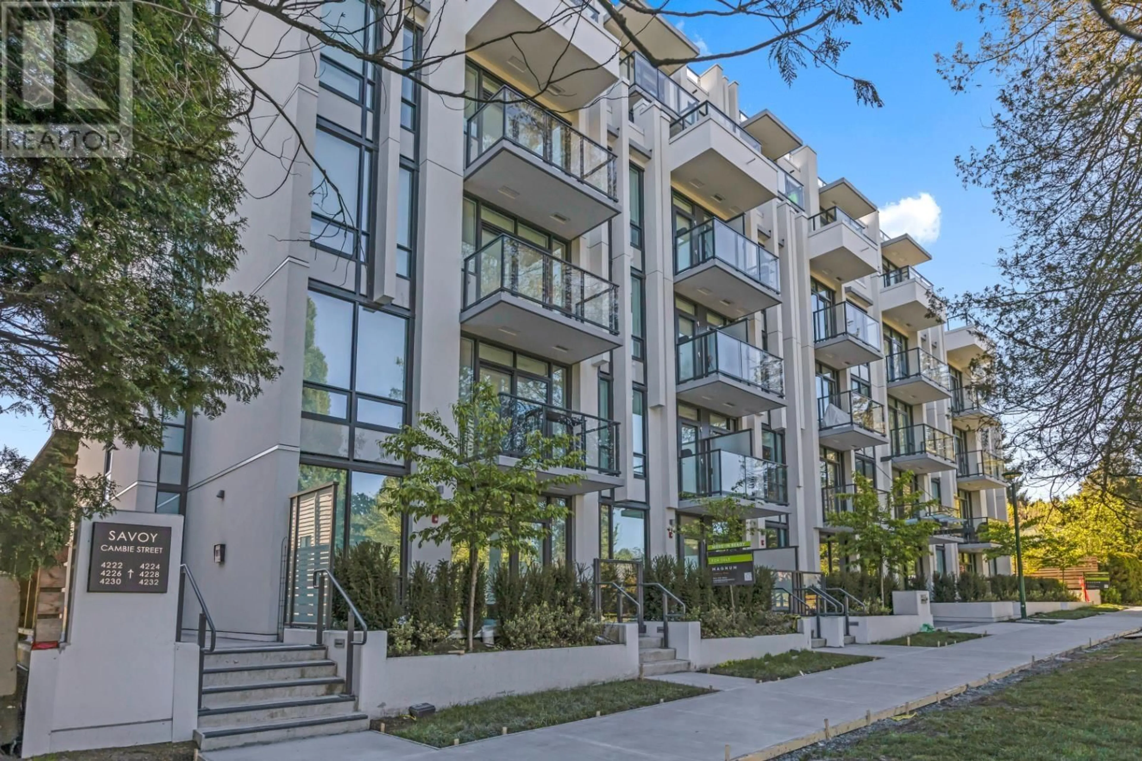 Patio, street for 302 - 4240 CAMBIE STREET, Vancouver British Columbia V5Z0K6