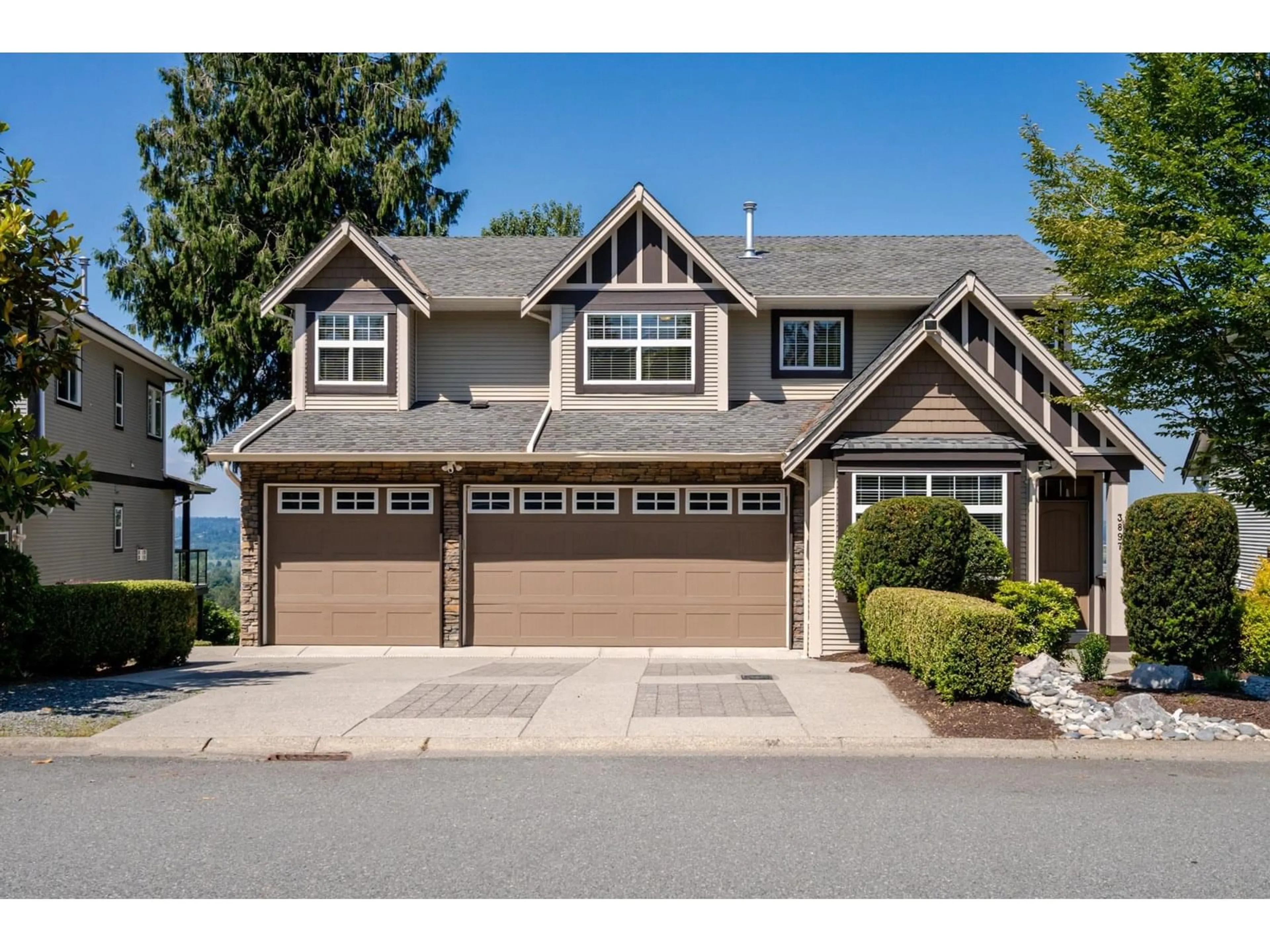 Home with vinyl exterior material, street for 3897 KALEIGH, Abbotsford British Columbia V3G3E3