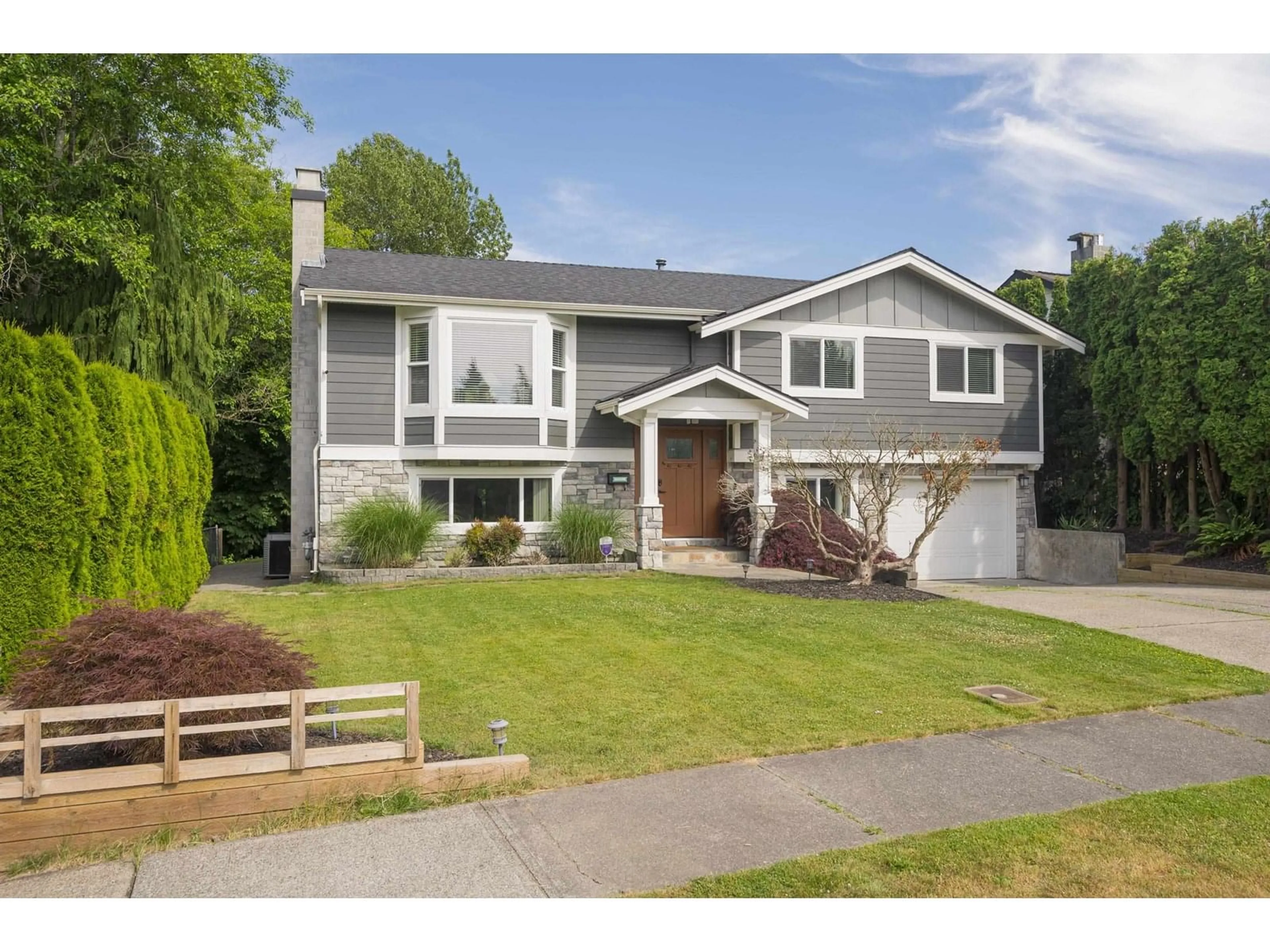 Home with vinyl exterior material, street for 5078 199A, Langley British Columbia V3A6S2