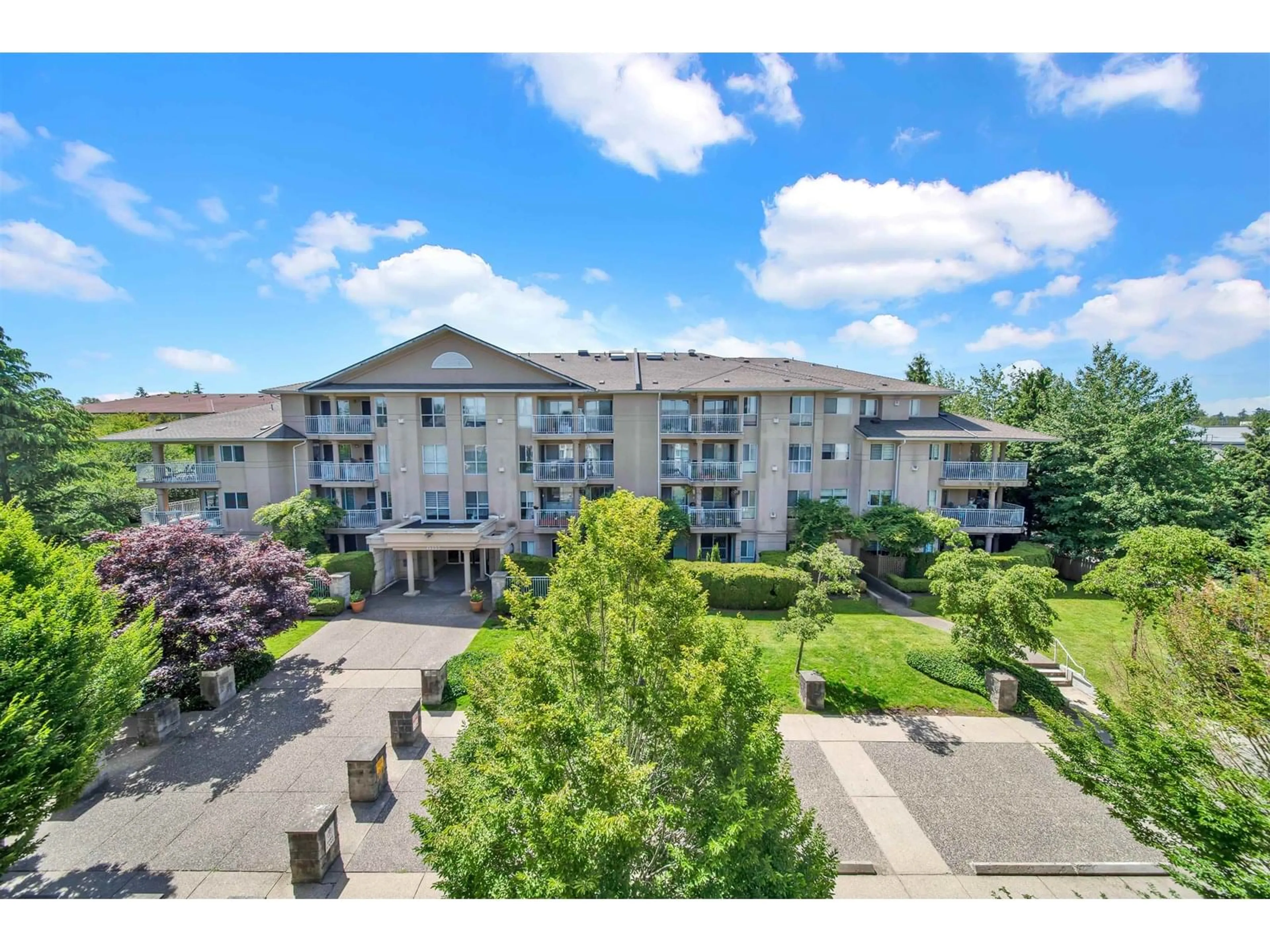 A pic from outside/outdoor area/front of a property/back of a property/a pic from drone, unknown for 414 - 13740 75A, Surrey British Columbia V3W0E8
