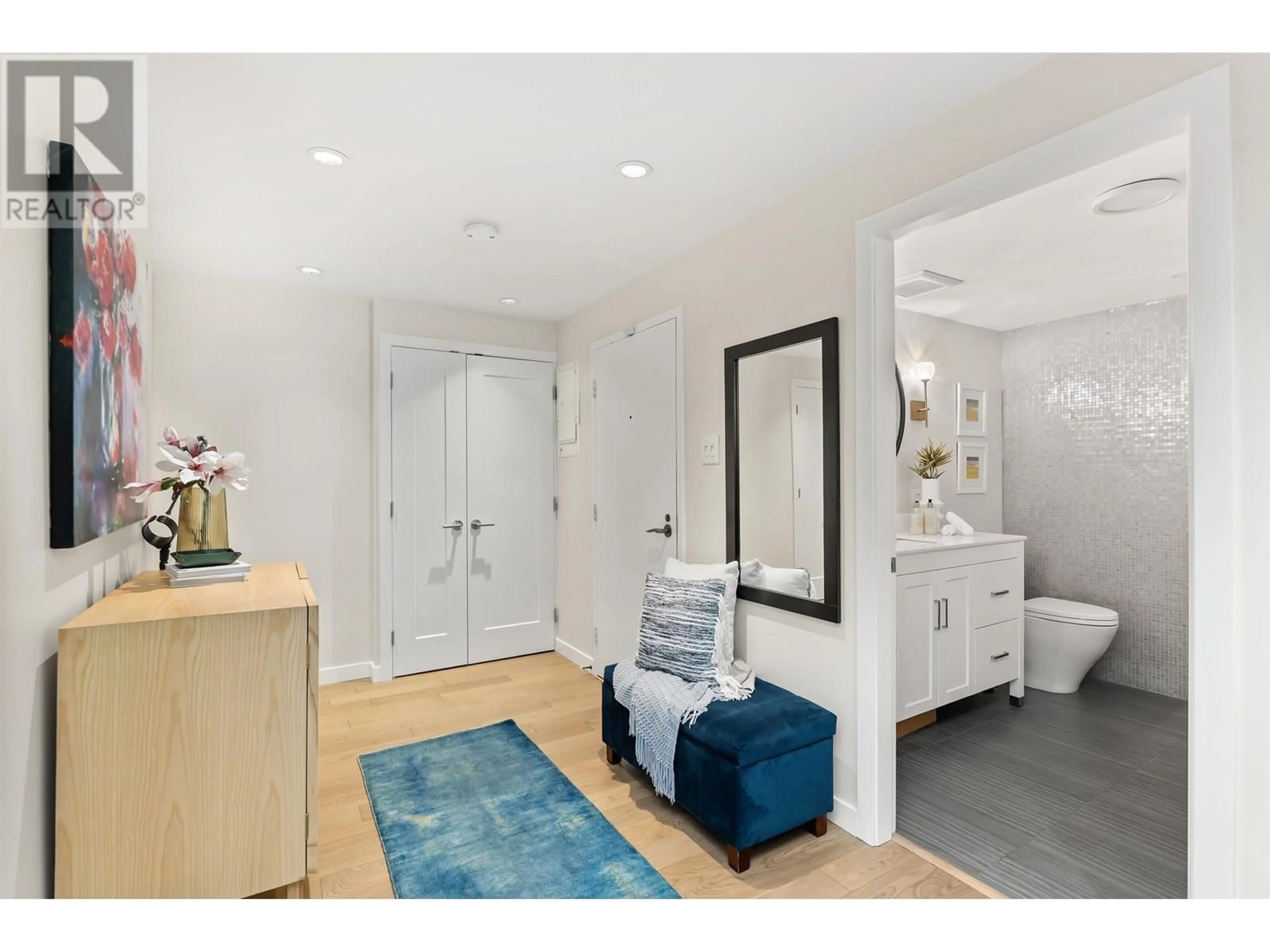 Unknown for 102 - 3905 SPRINGTREE DRIVE, Vancouver British Columbia V6L3E2