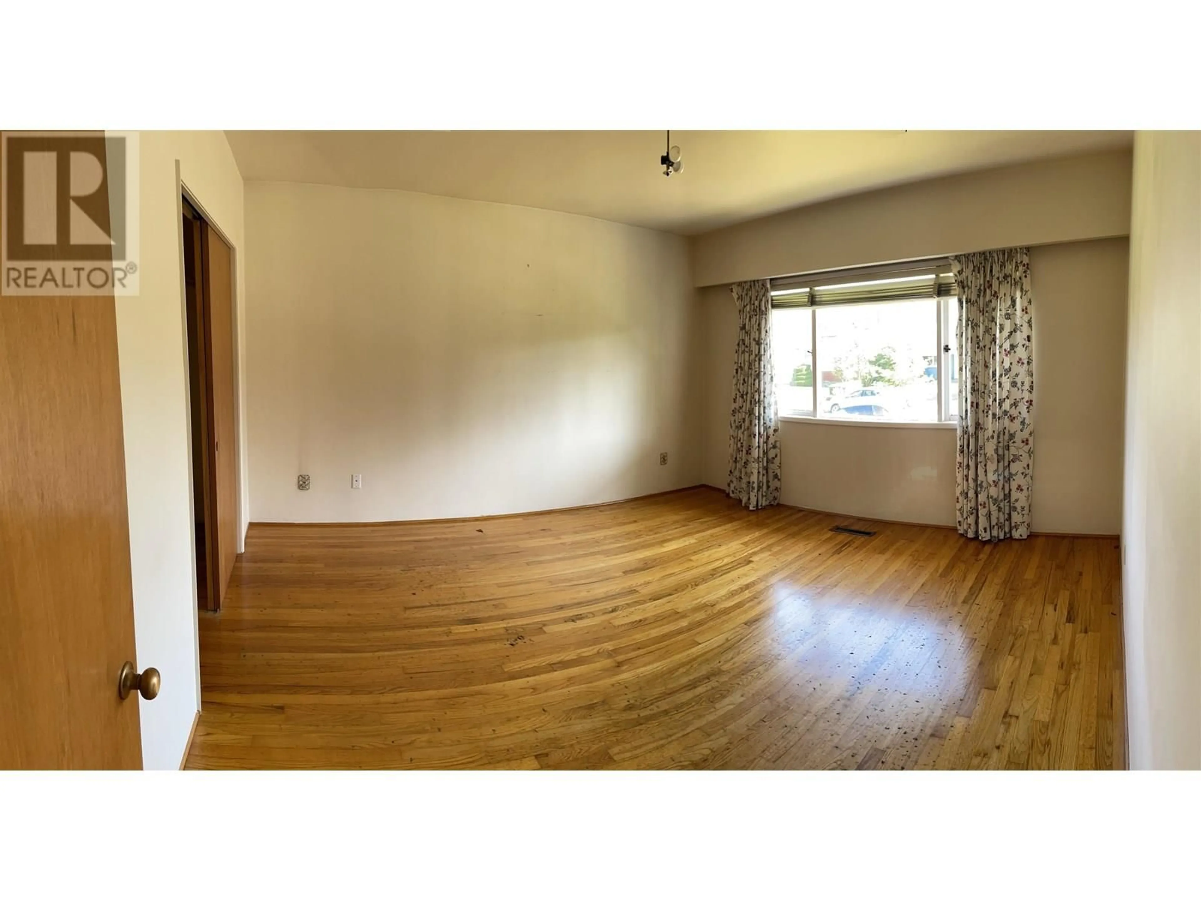 A pic of a room for 749 60TH AVENUE, Vancouver British Columbia V6P2A1