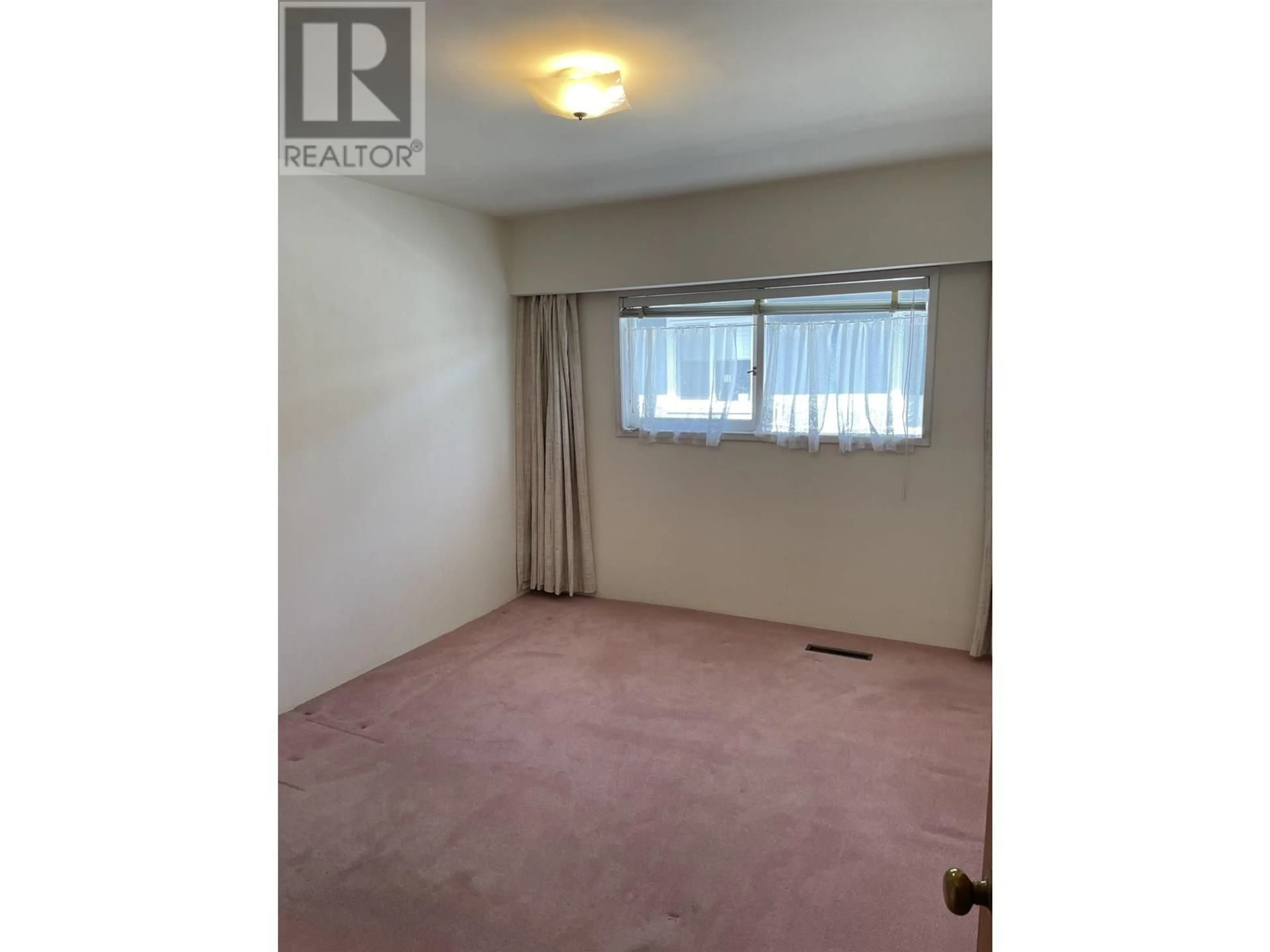 A pic of a room for 749 60TH AVENUE, Vancouver British Columbia V6P2A1