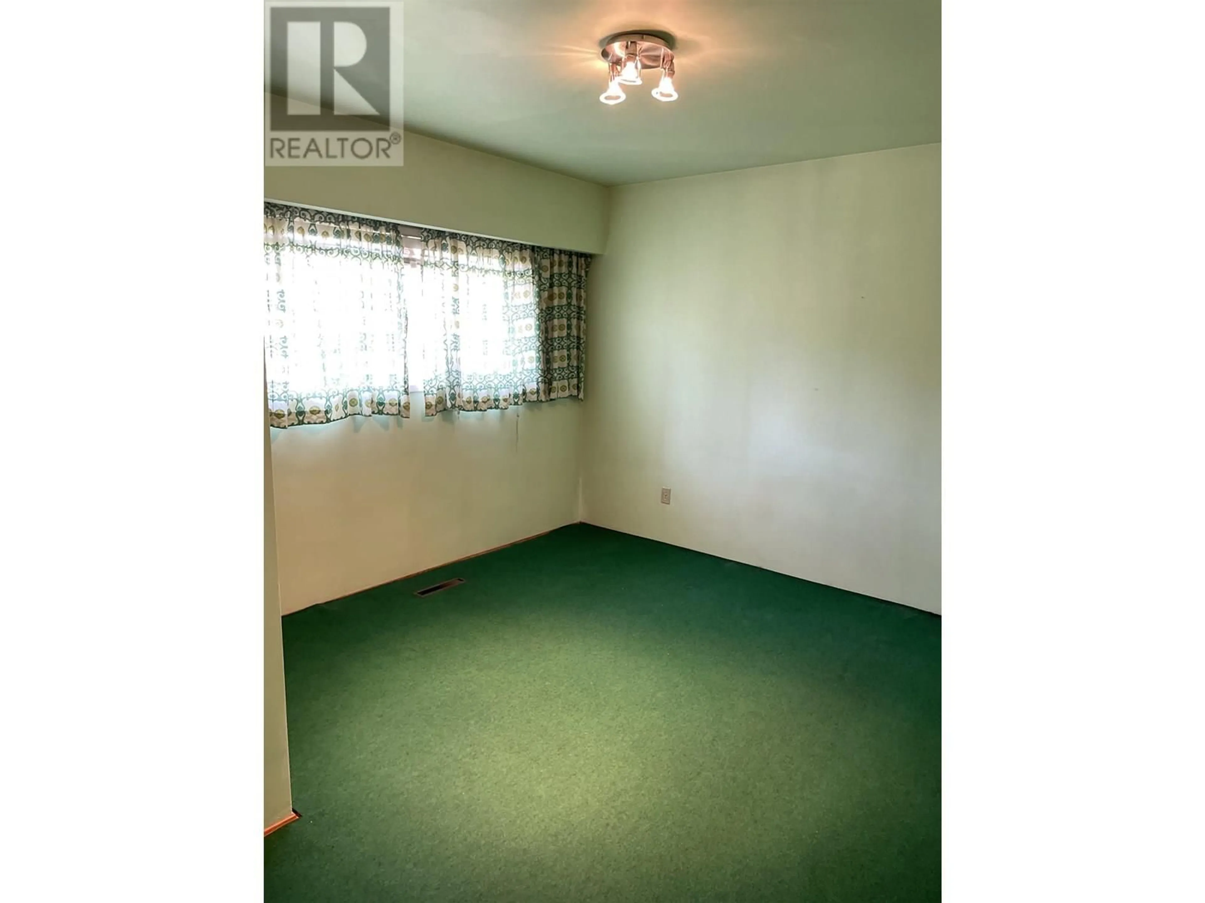 A pic of a room for 749 60TH AVENUE, Vancouver British Columbia V6P2A1