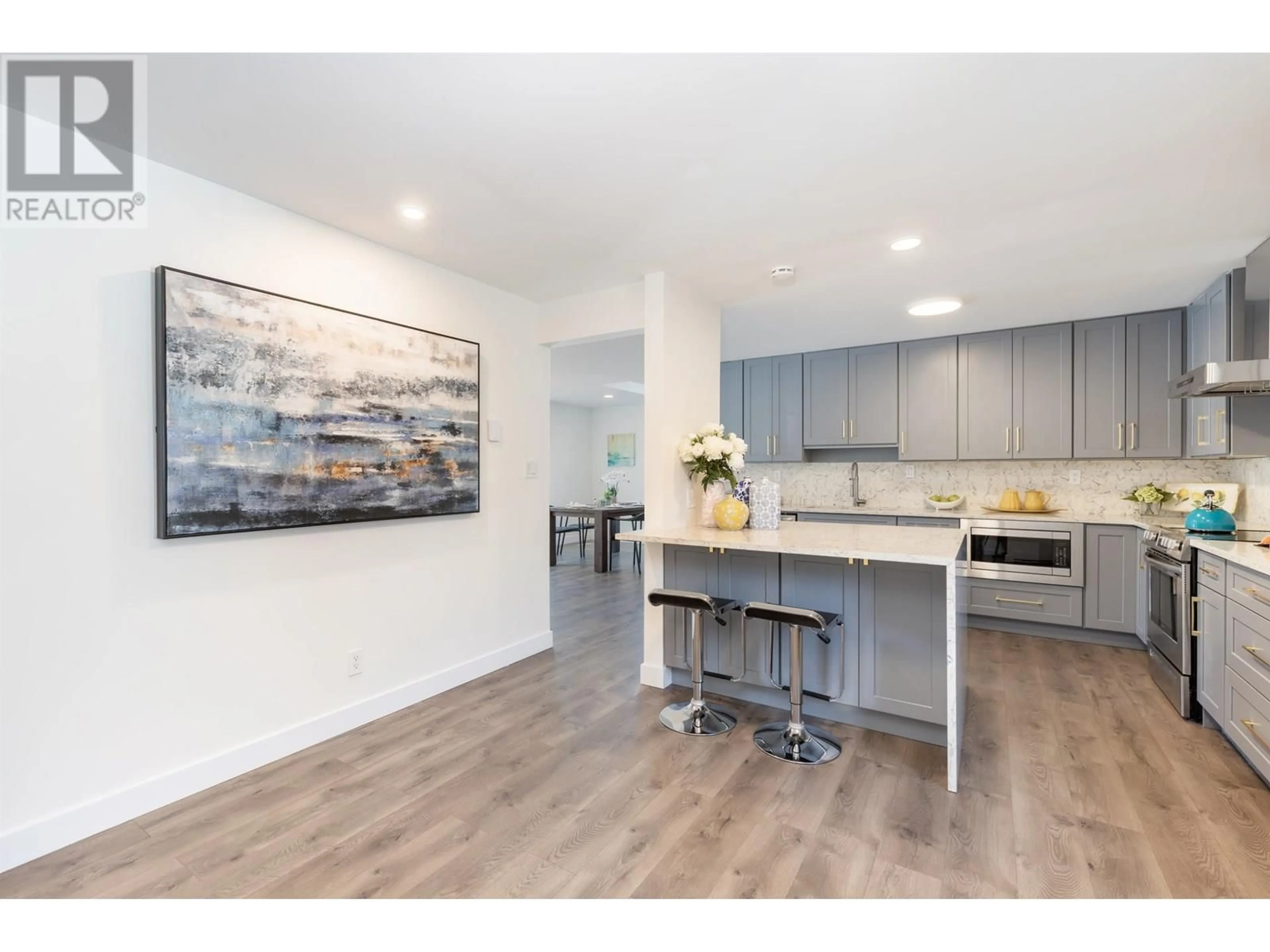 Open concept kitchen, unknown for 10080 ROSEDENE CRESCENT, Richmond British Columbia V7A2P7