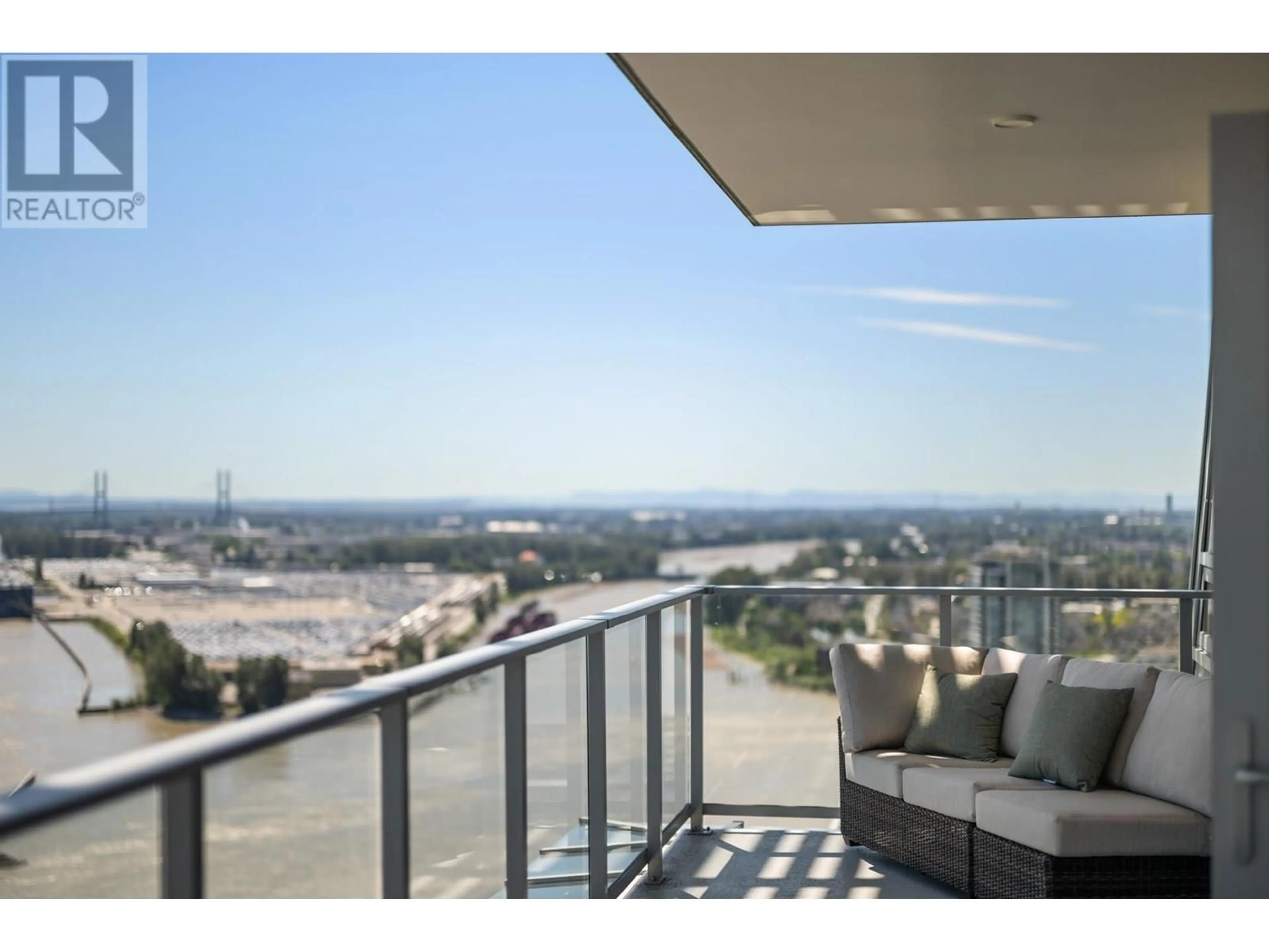 Balcony in the apartment, water/lake/river/ocean view for 3202 - 908 QUAYSIDE DRIVE, New Westminster British Columbia V3M0L4