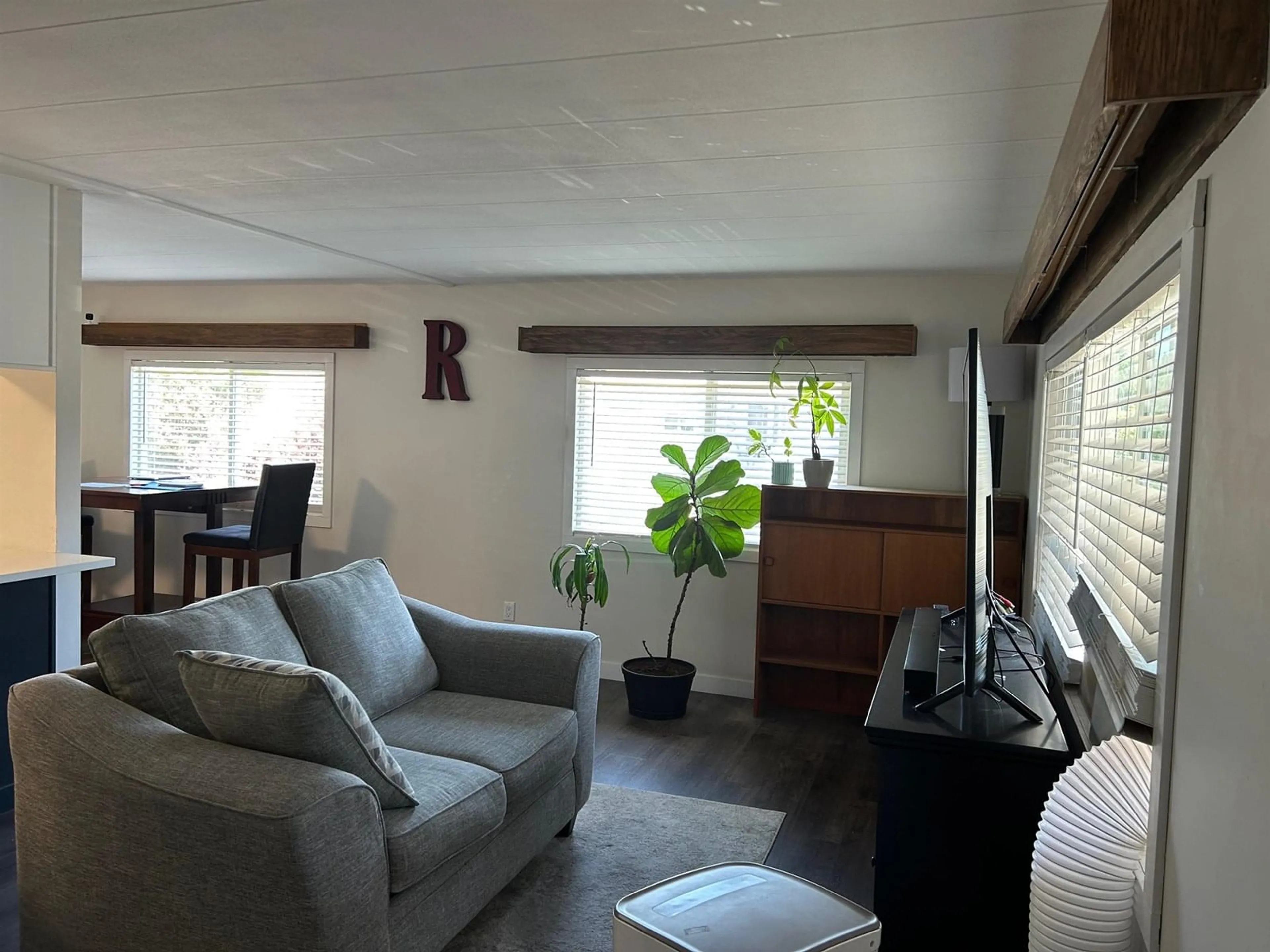 Living room with furniture, unknown for 5 - 31313 LIVINGSTONE, Abbotsford British Columbia V2T4T1