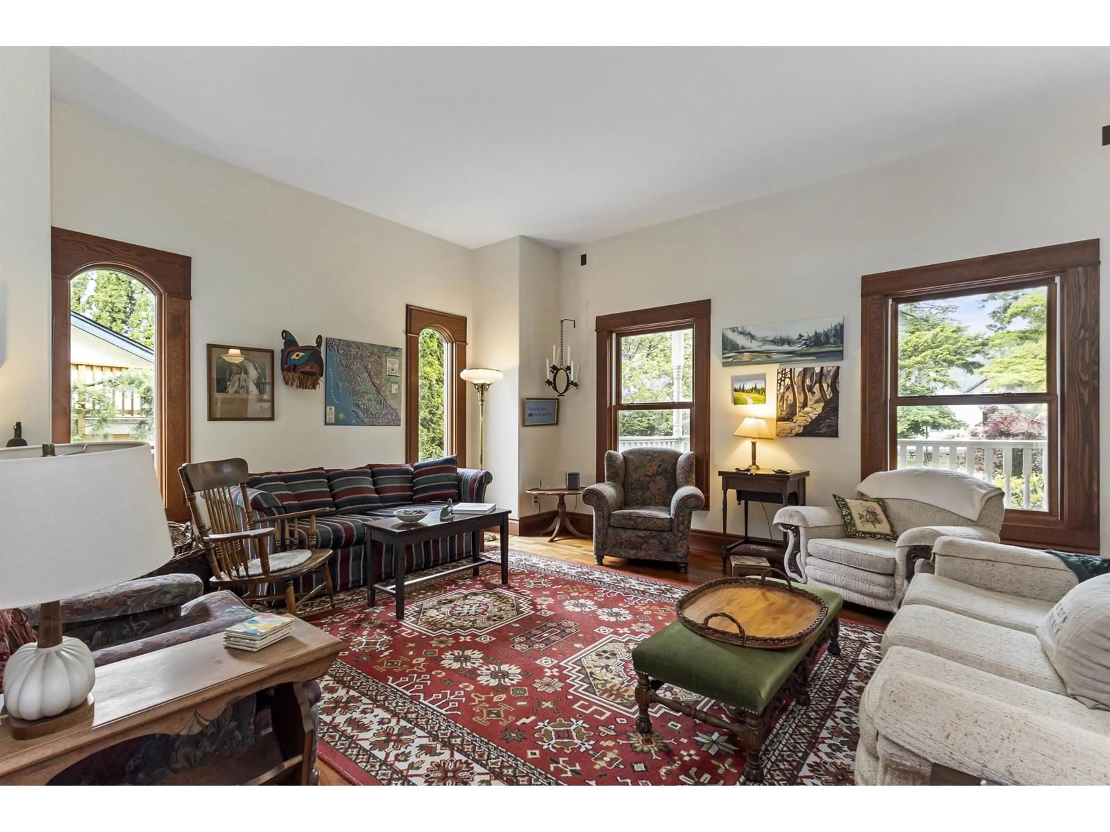 Living room with furniture, unknown for 690 FRASER AVENUE, Hope British Columbia V0X1L0