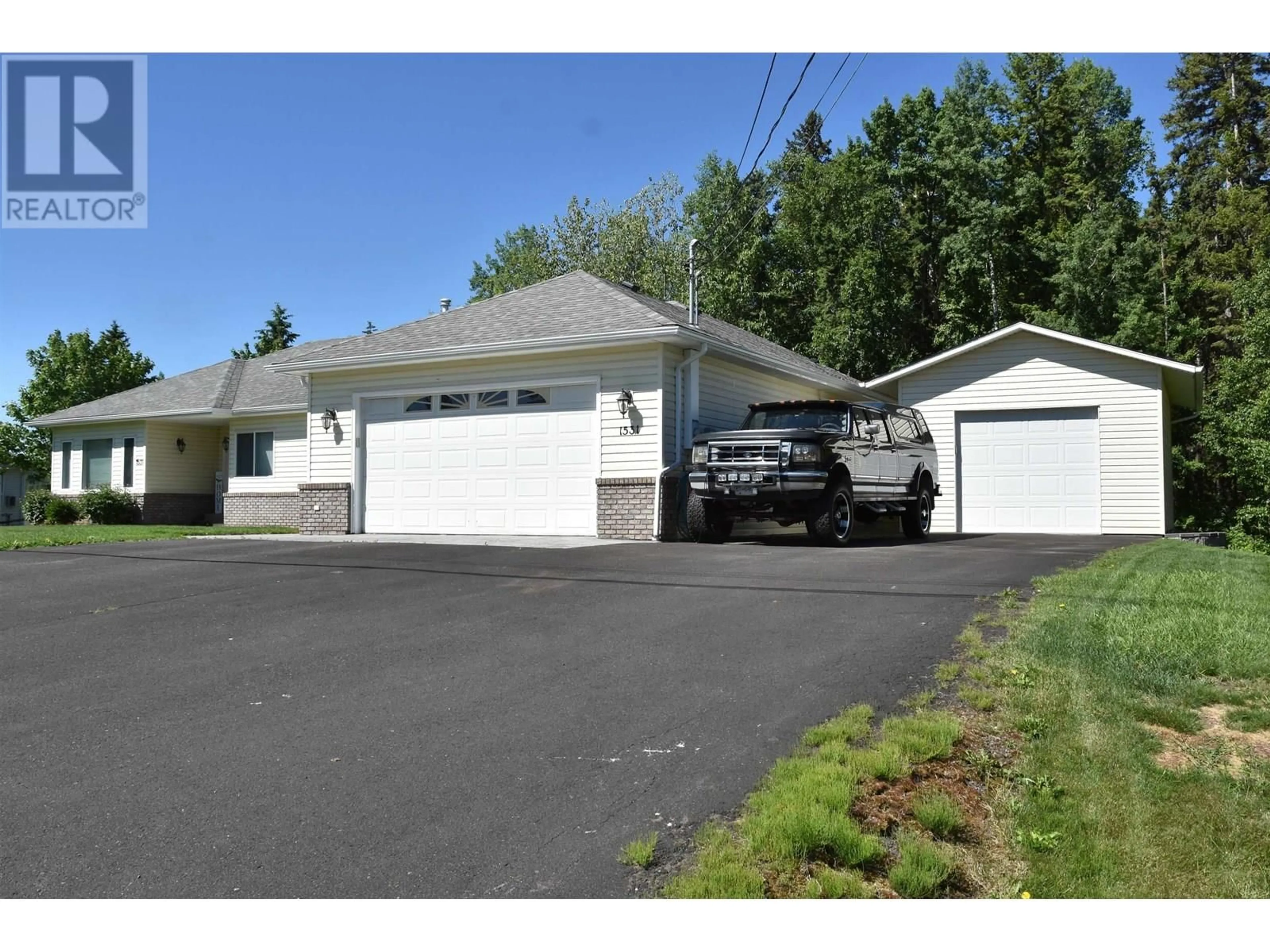 Indoor garage for 1531 BEACH CRESCENT, Quesnel British Columbia V2J4J5