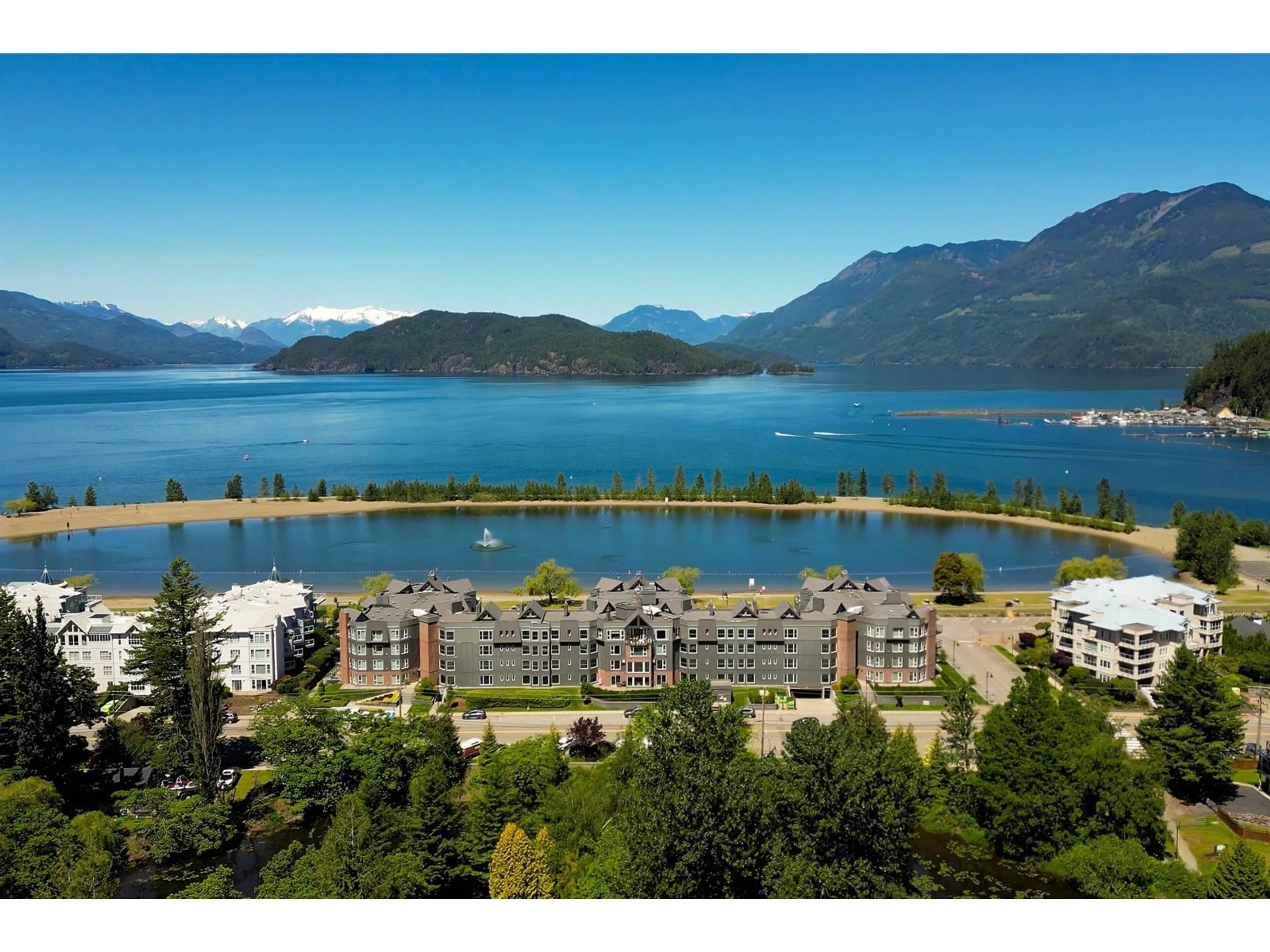 A pic from outside/outdoor area/front of a property/back of a property/a pic from drone, water/lake/river/ocean view for 317 - 378 ESPLANADE AVENUE, Harrison Hot Springs British Columbia V0M1K0