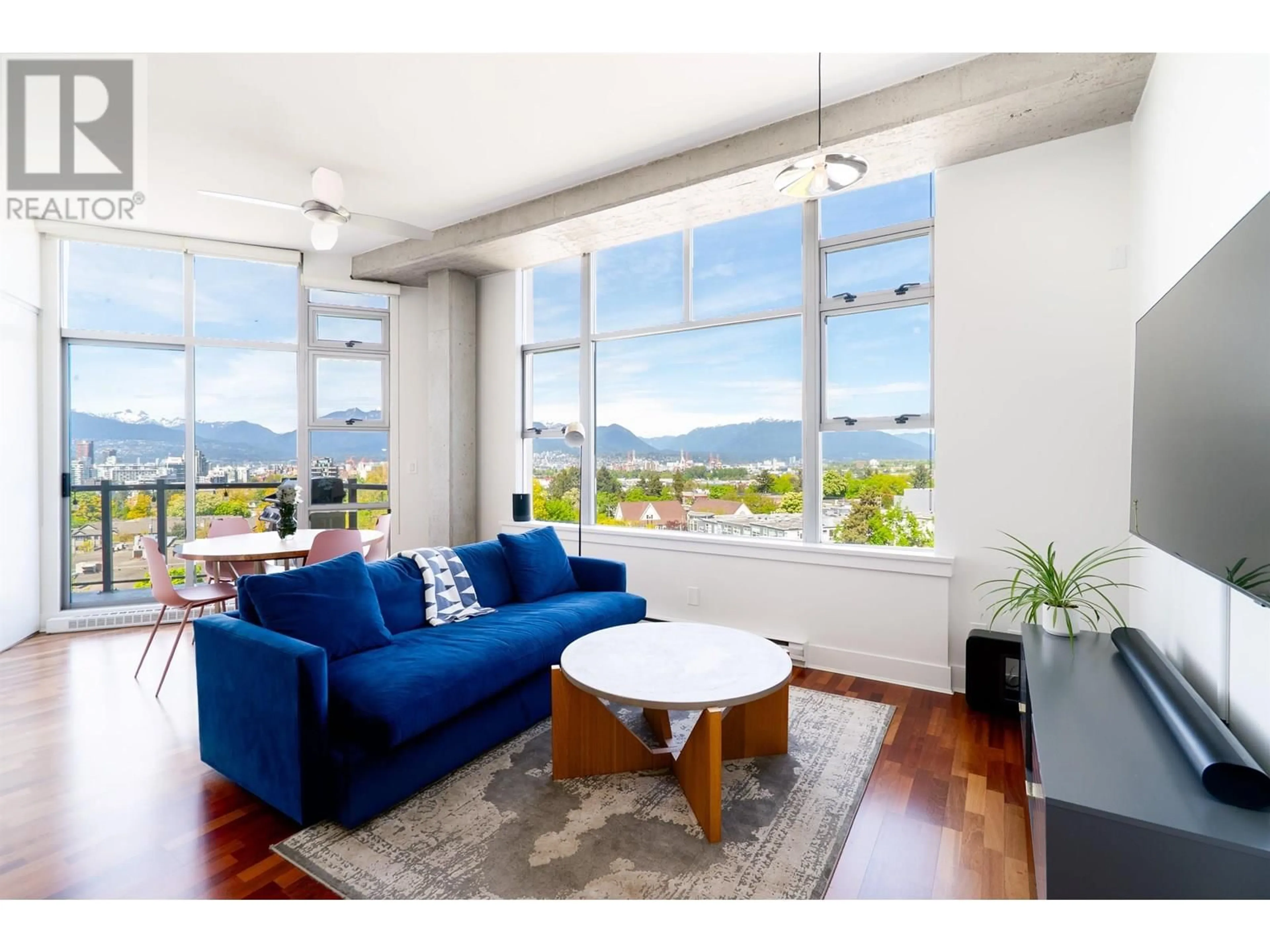Living room with furniture, unknown for 607 - 2635 PRINCE EDWARD STREET, Vancouver British Columbia V5T4V7