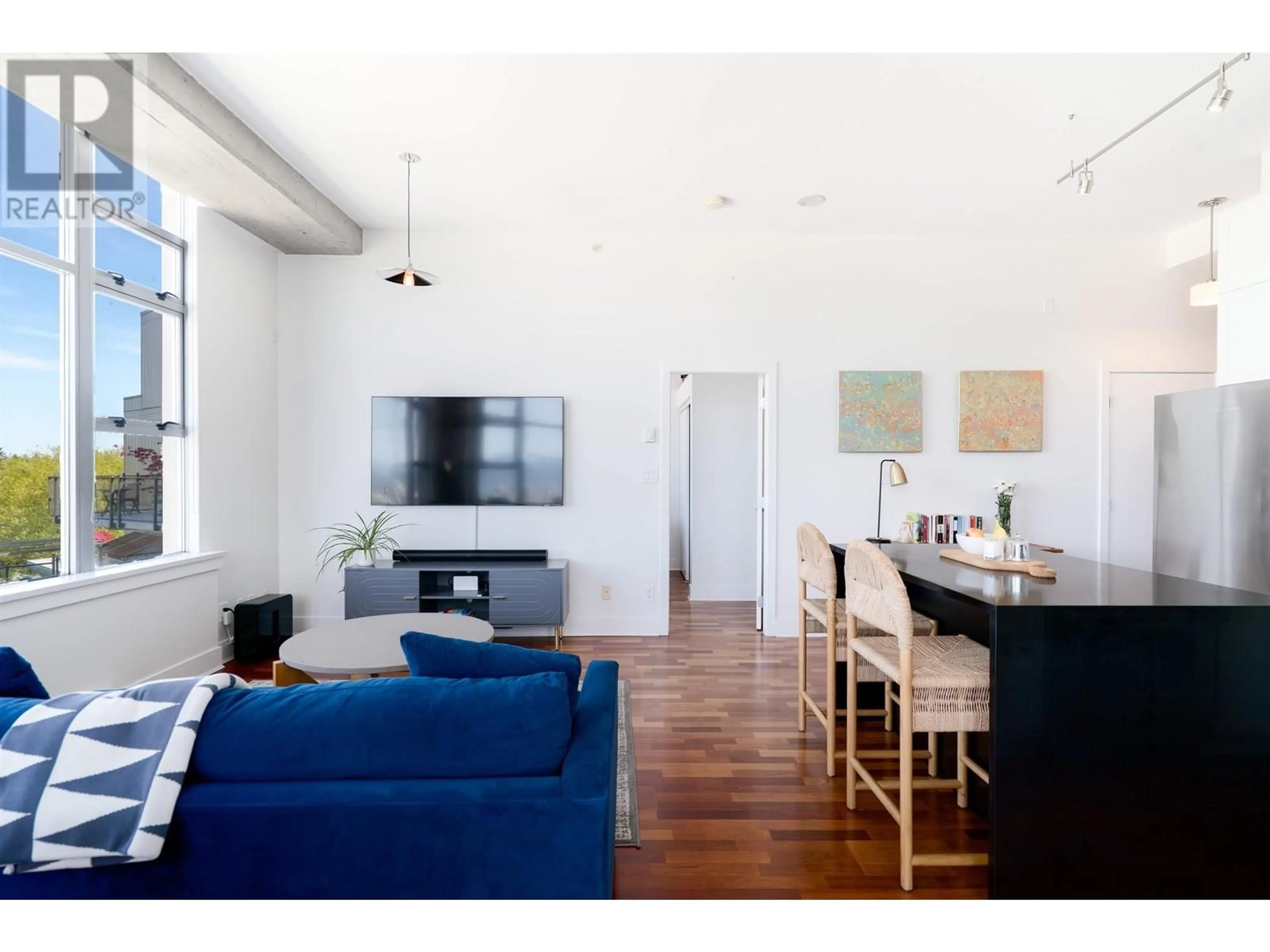 Unknown for 607 - 2635 PRINCE EDWARD STREET, Vancouver British Columbia V5T4V7
