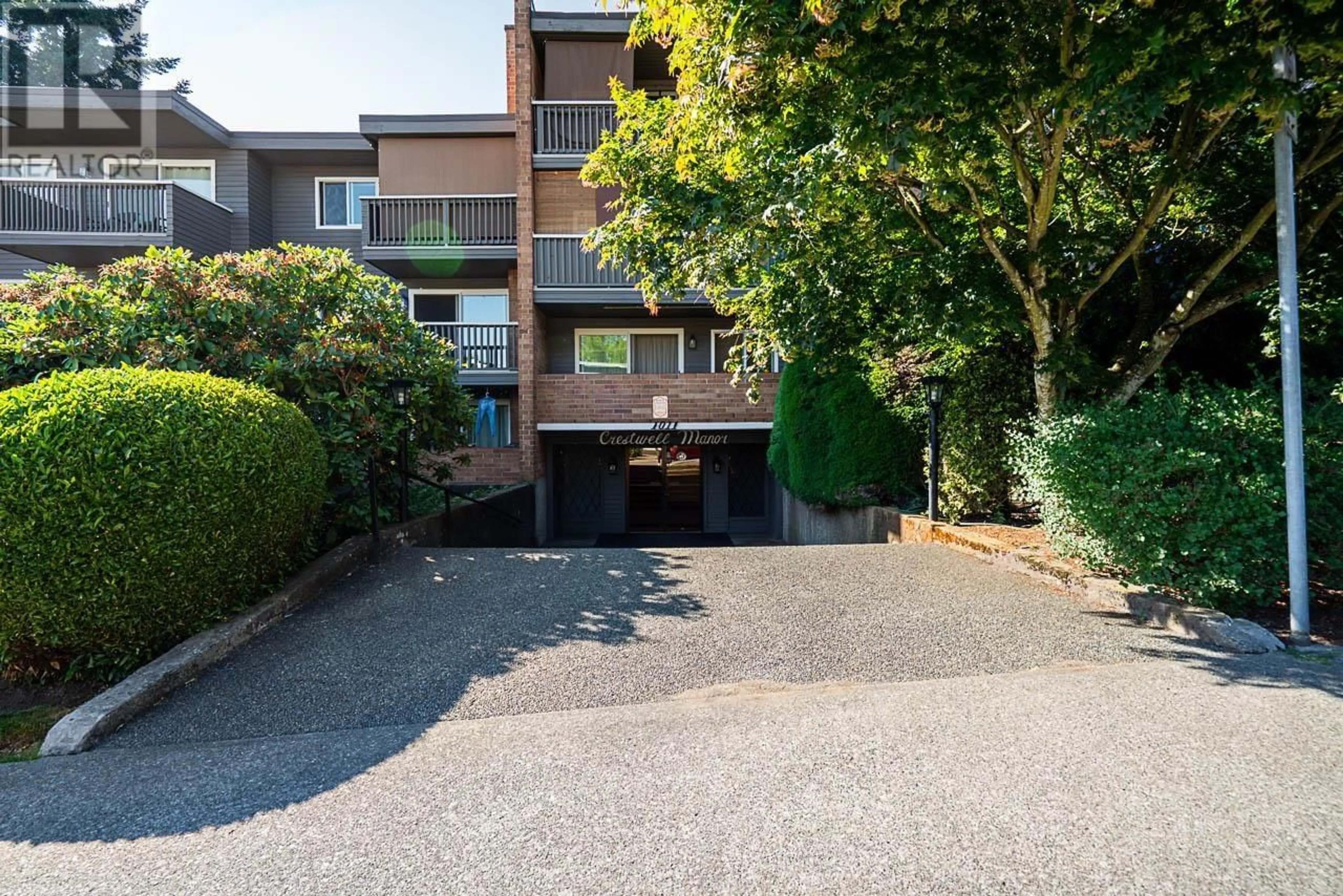 A pic from outside/outdoor area/front of a property/back of a property/a pic from drone, street for 109 - 1011 FOURTH AVENUE, New Westminster British Columbia V3M1T3