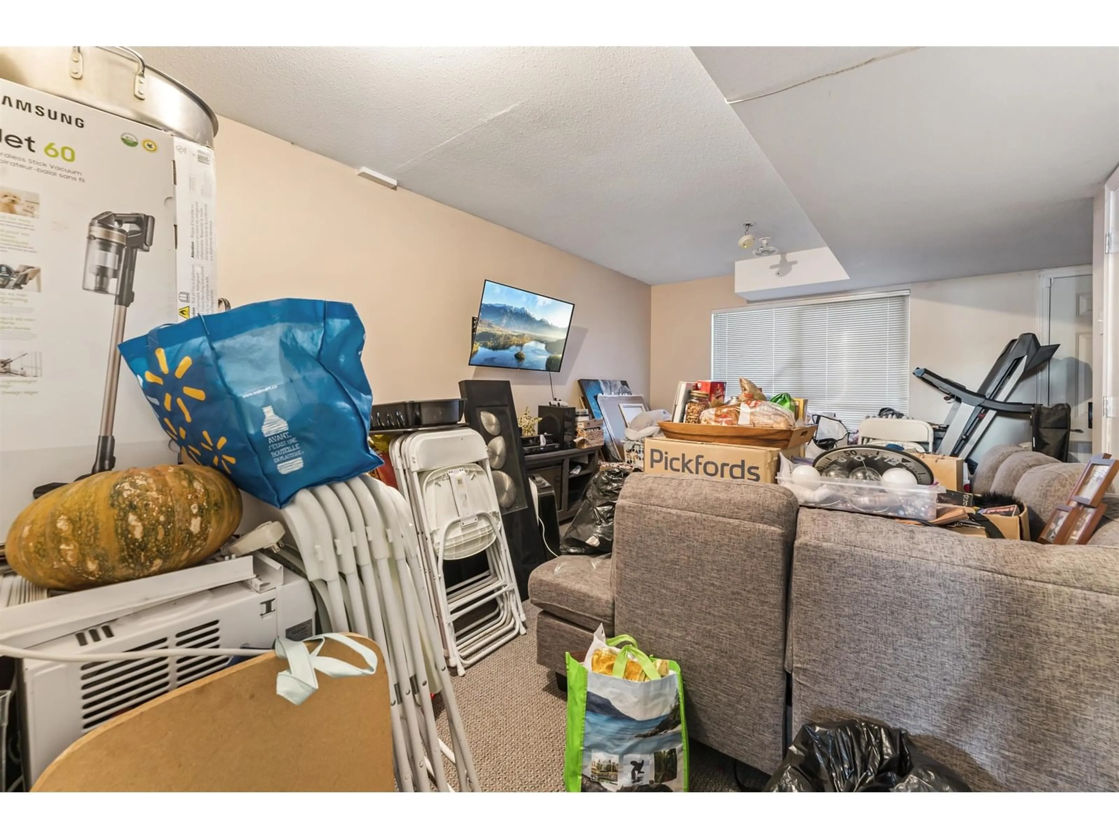 A pic of a room for 16088 79, Surrey British Columbia V4N0K2