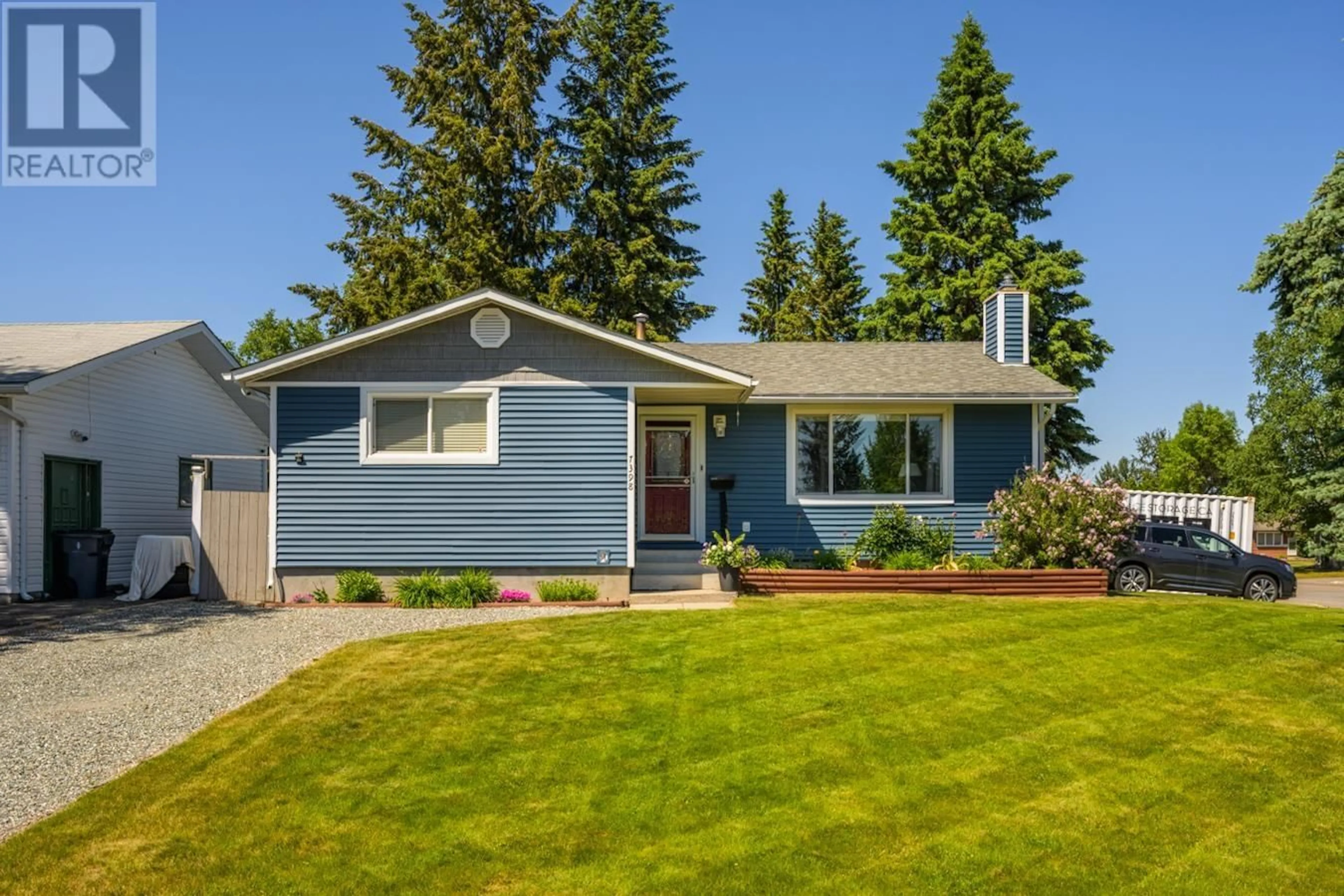 Home with vinyl exterior material, street for 7398 IMPERIAL PLACE, Prince George British Columbia V2N2T9