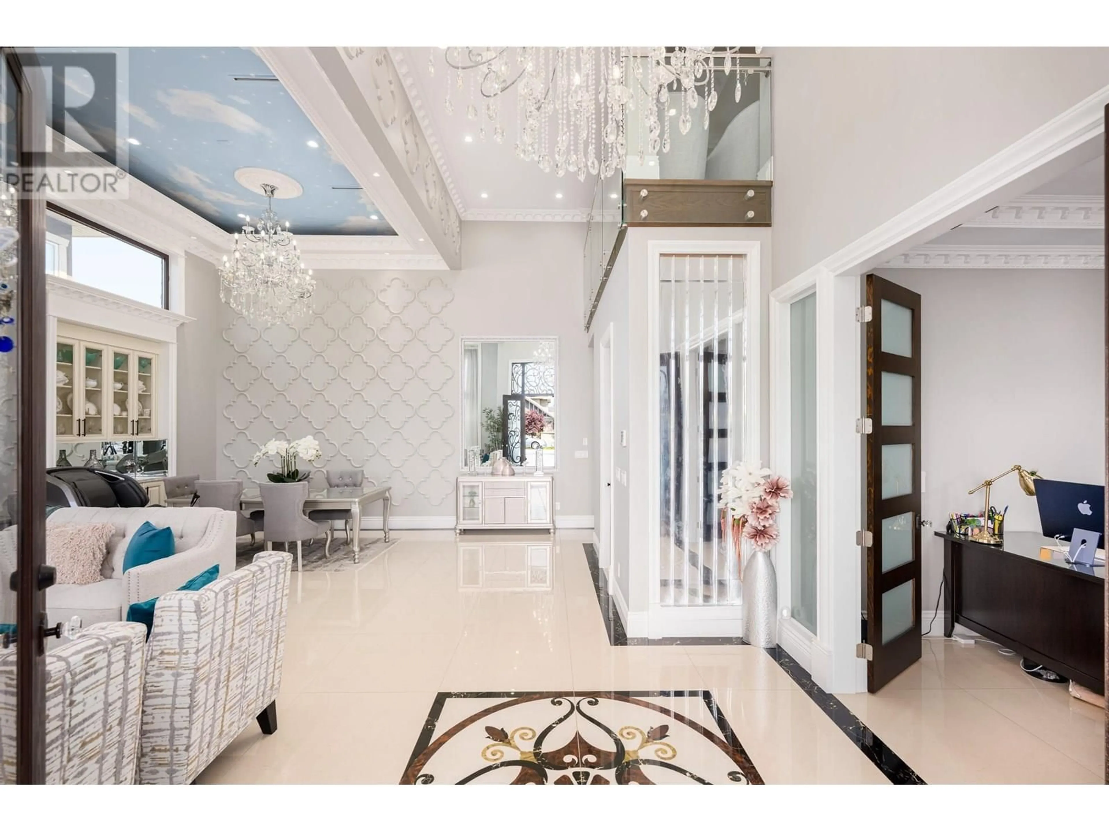 Indoor entryway for 11680 AZTEC STREET, Richmond British Columbia V6X1H8