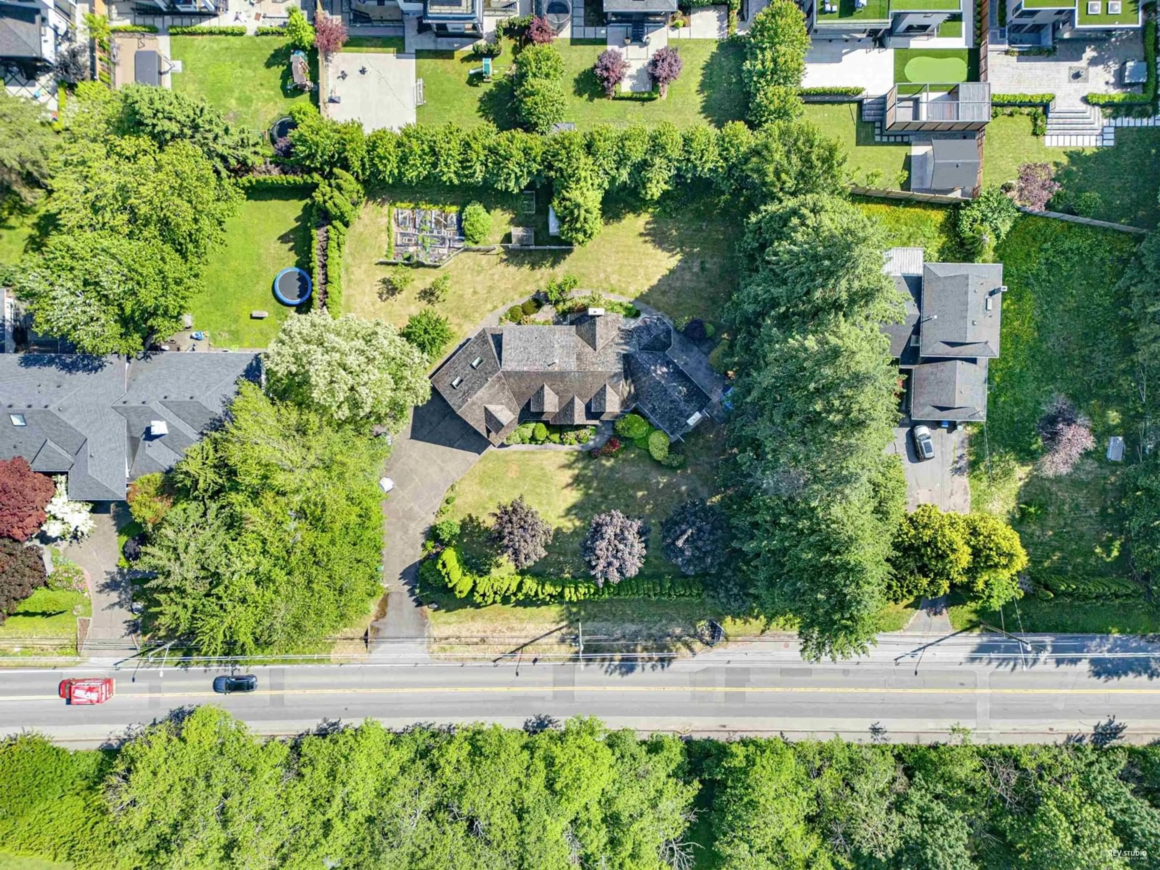 A pic from outside/outdoor area/front of a property/back of a property/a pic from drone, street for 14360 32, Surrey British Columbia V4P2J5