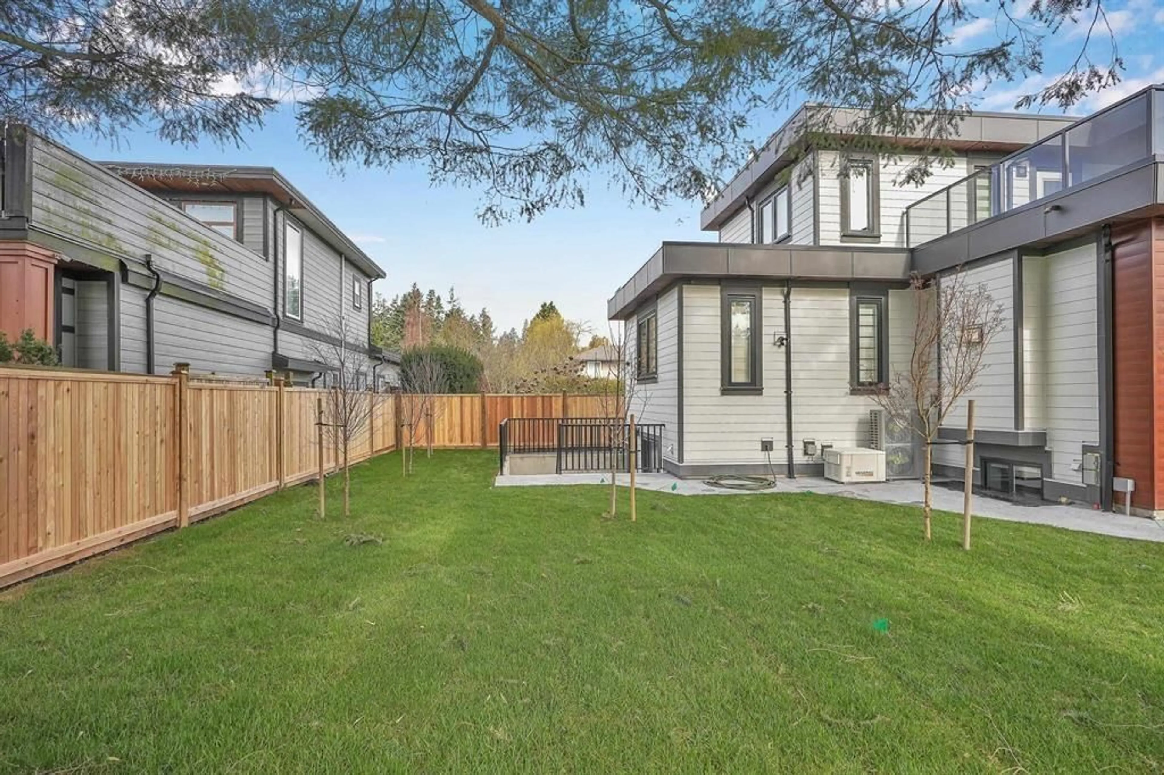 Unknown for 13915 BLACKBURN, White Rock British Columbia V4B3H9