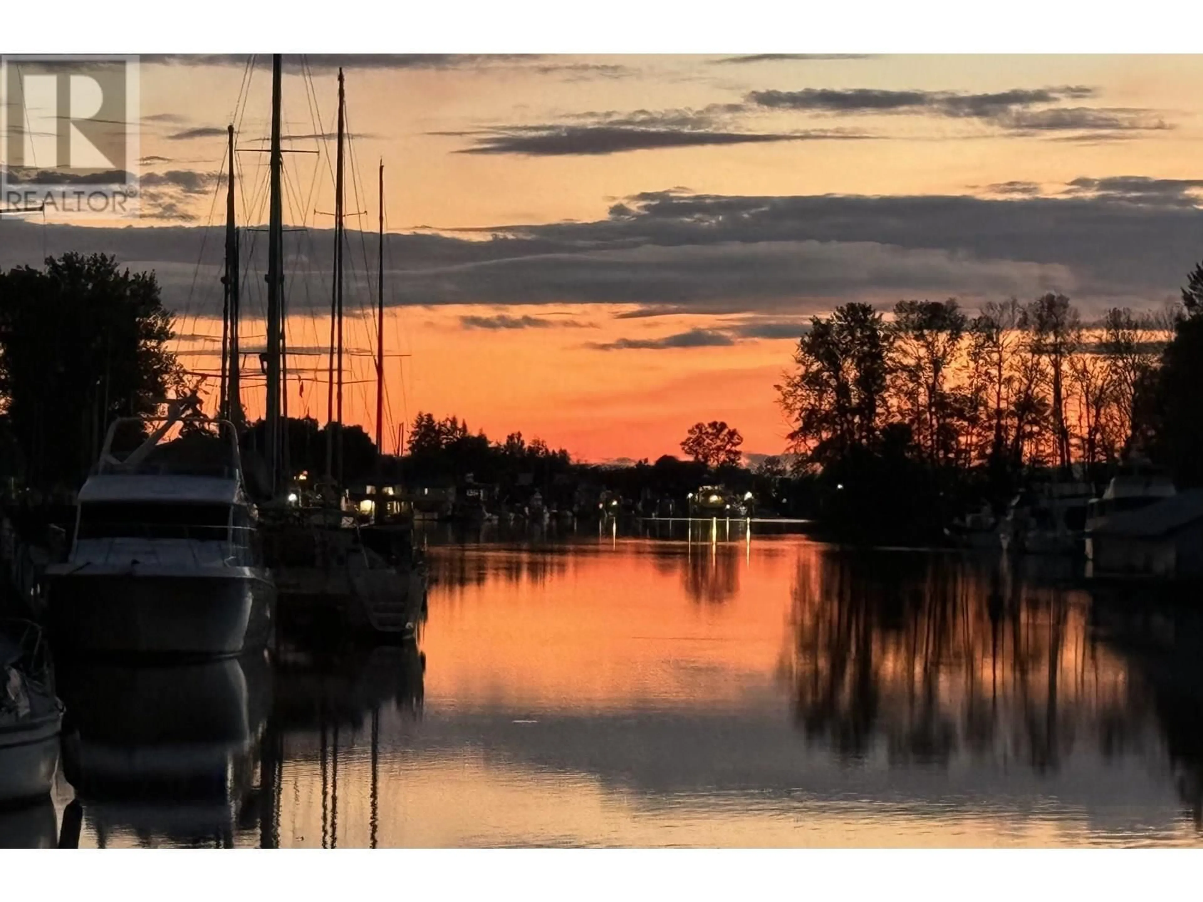 Blurry image for 108 - 4753 RIVER ROAD, Delta British Columbia V4K1R9
