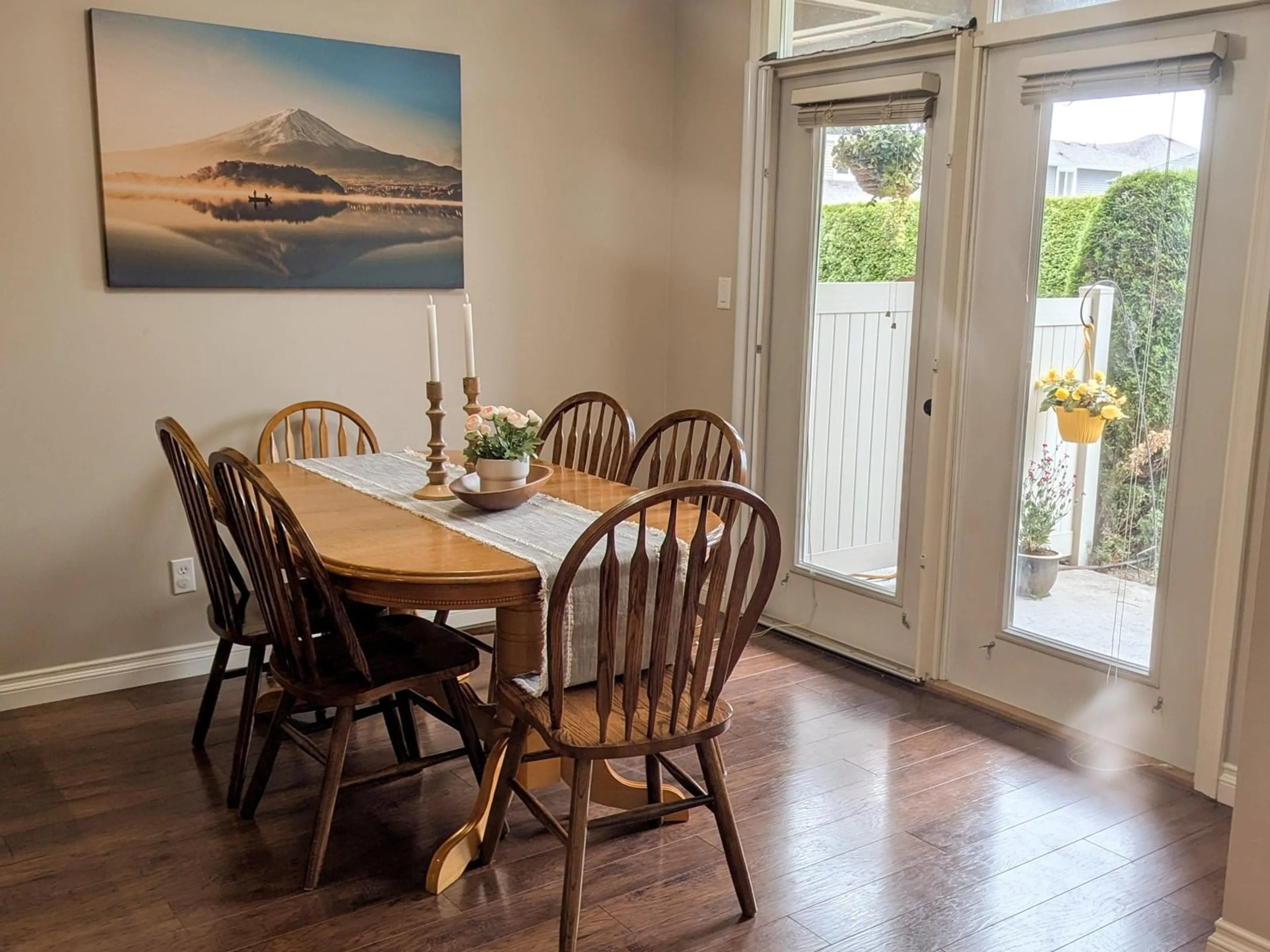 Dining room, wood/laminate floor for 7 - 6577 SOUTHDOWNE PLACE, Chilliwack British Columbia V2R0H4