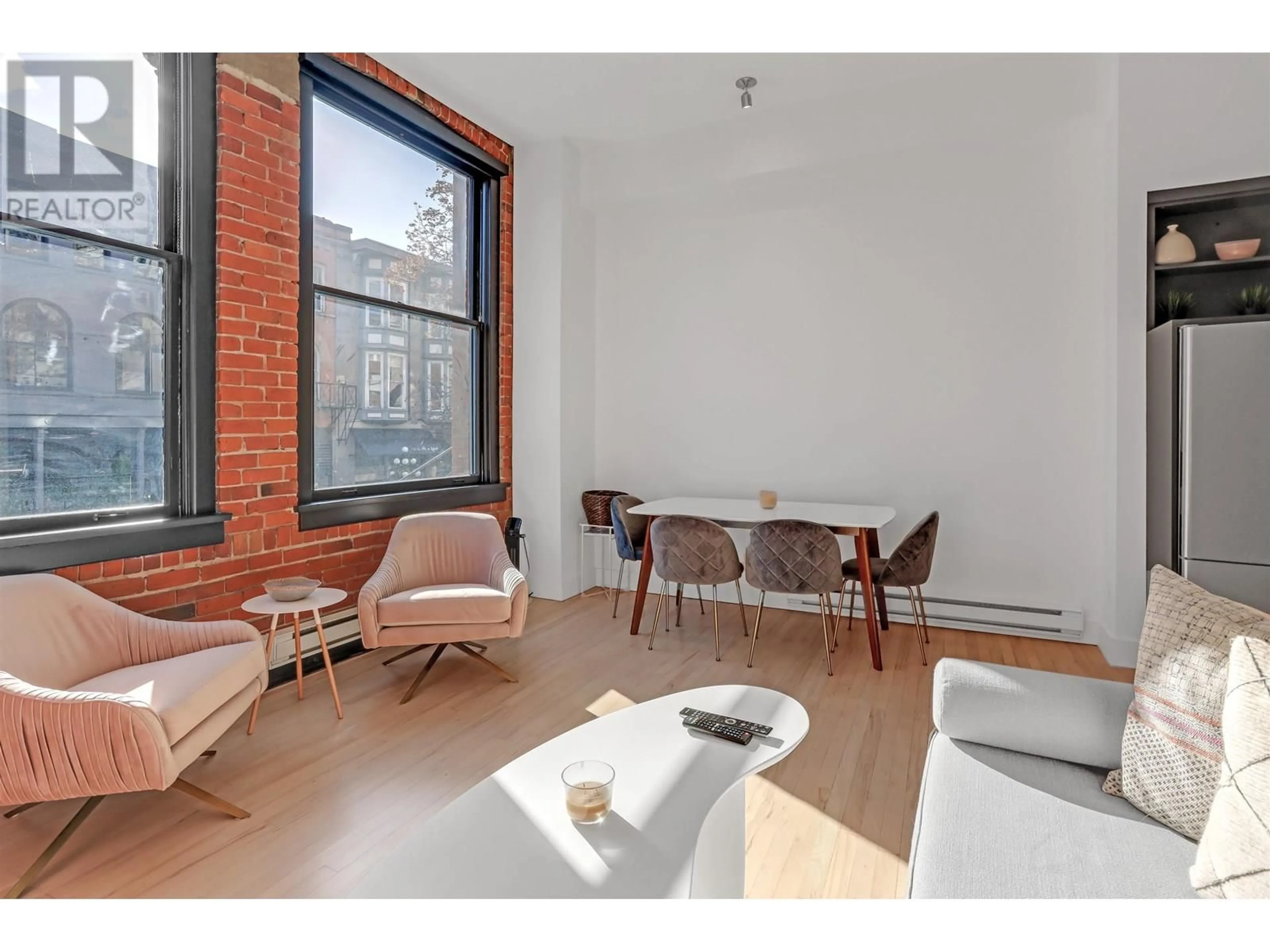 Living room with furniture, unknown for 201 - 345 WATER STREET, Vancouver British Columbia V6B1B8
