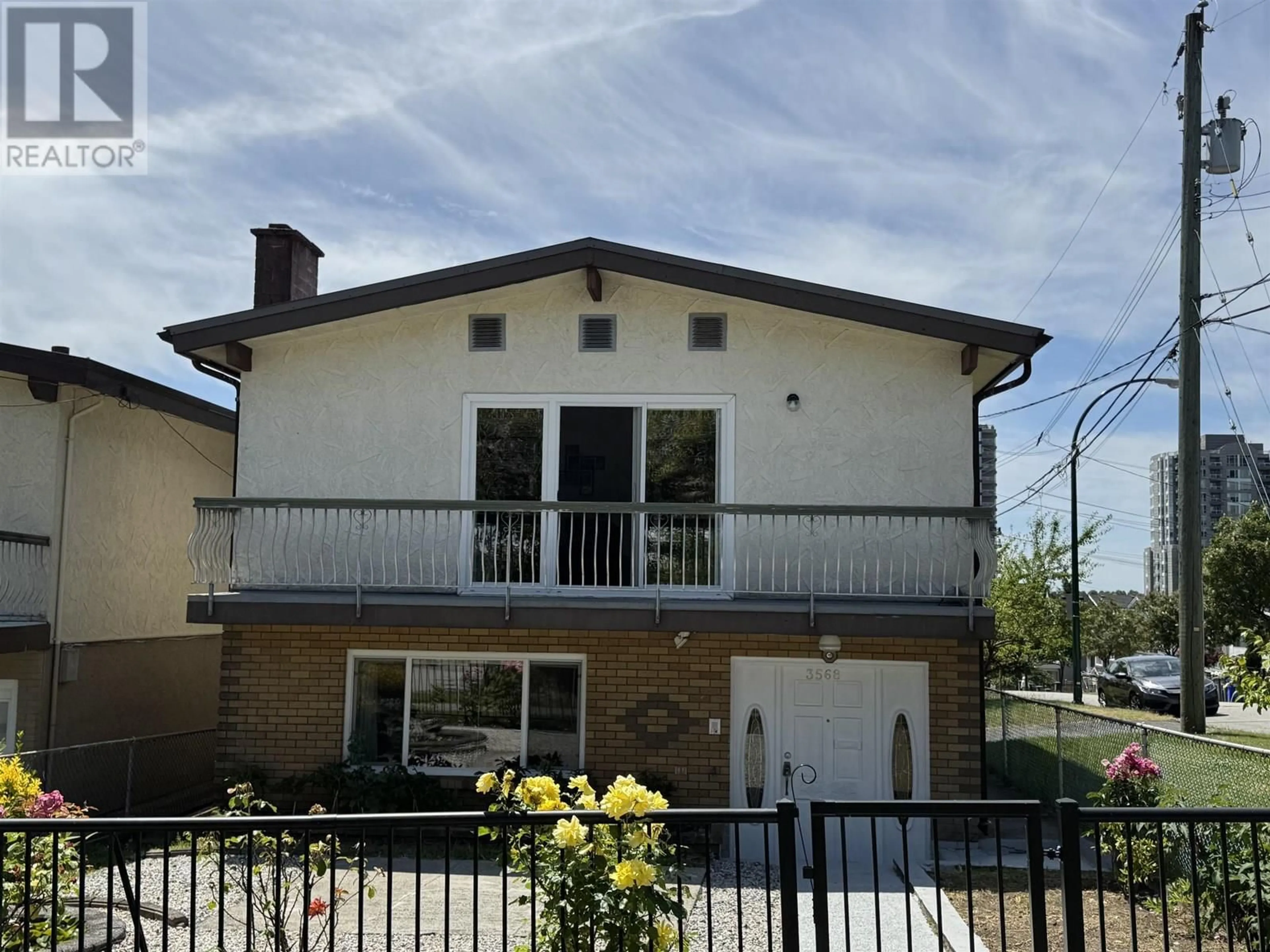 Home with vinyl exterior material, street for 3568 WELLINGTON AVENUE, Vancouver British Columbia V5R4Z1