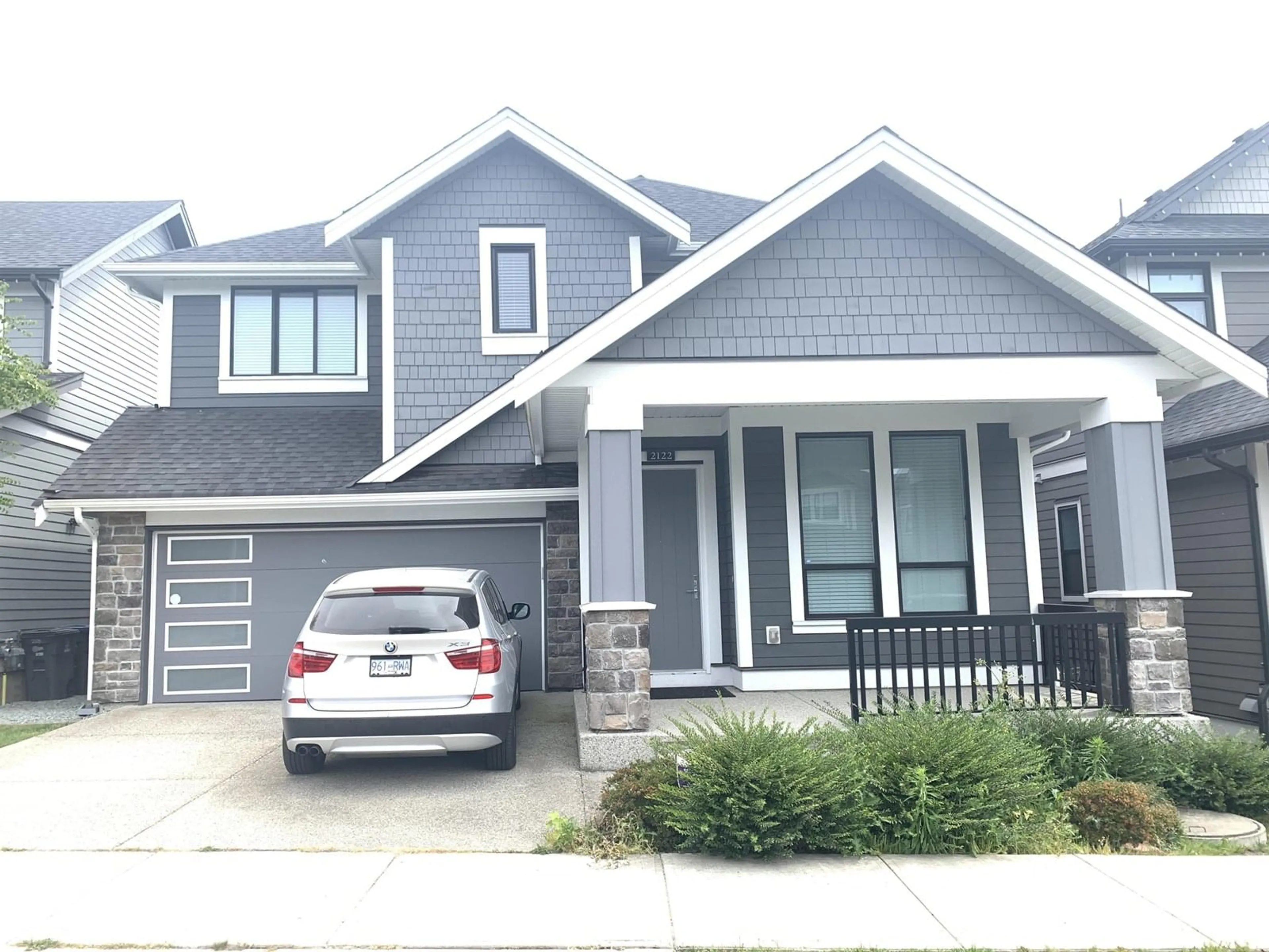 Home with vinyl exterior material, street for 2122 167, Surrey British Columbia V3Z9X9