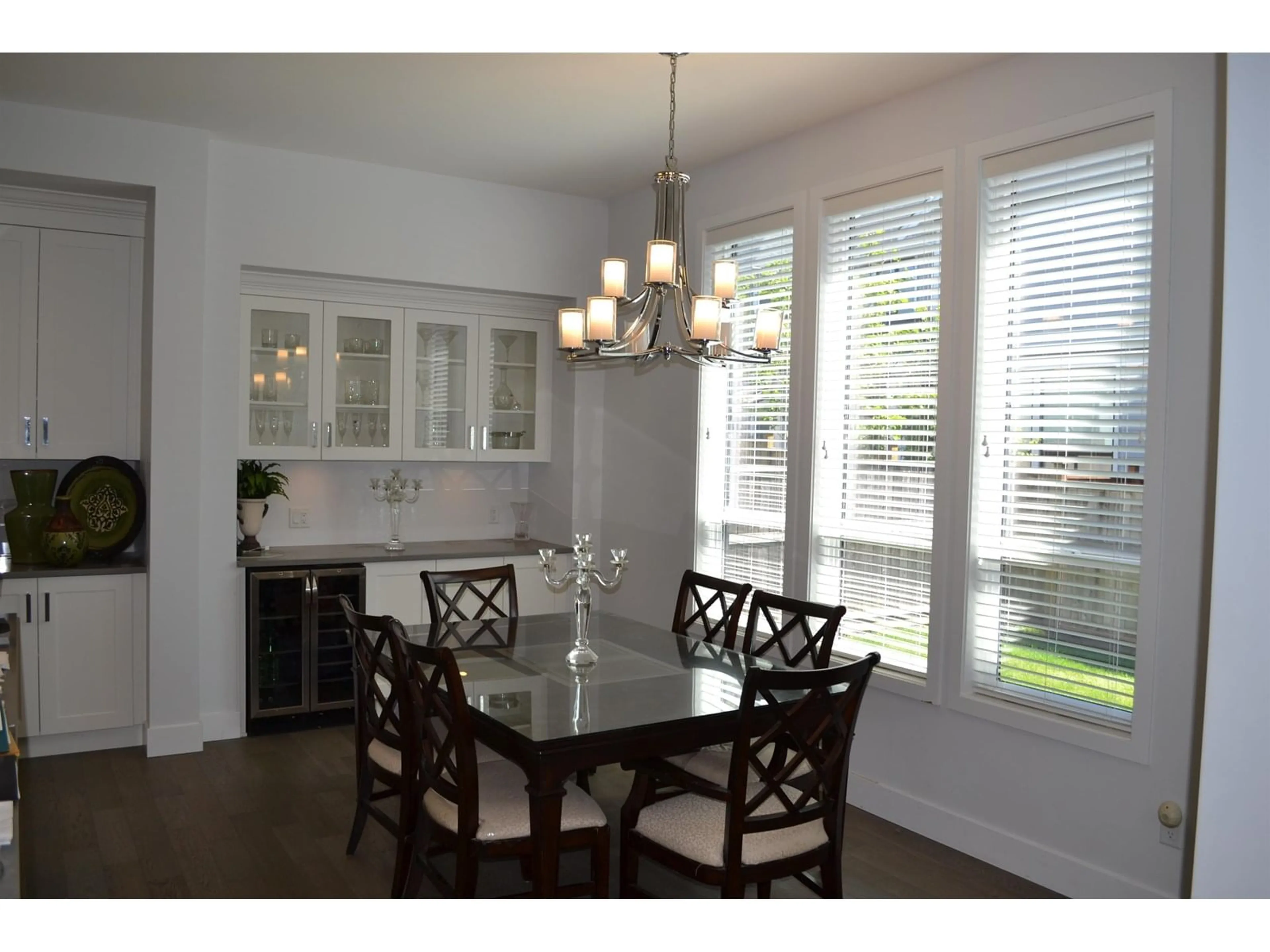 Dining room, unknown for 2122 167, Surrey British Columbia V3Z9X9
