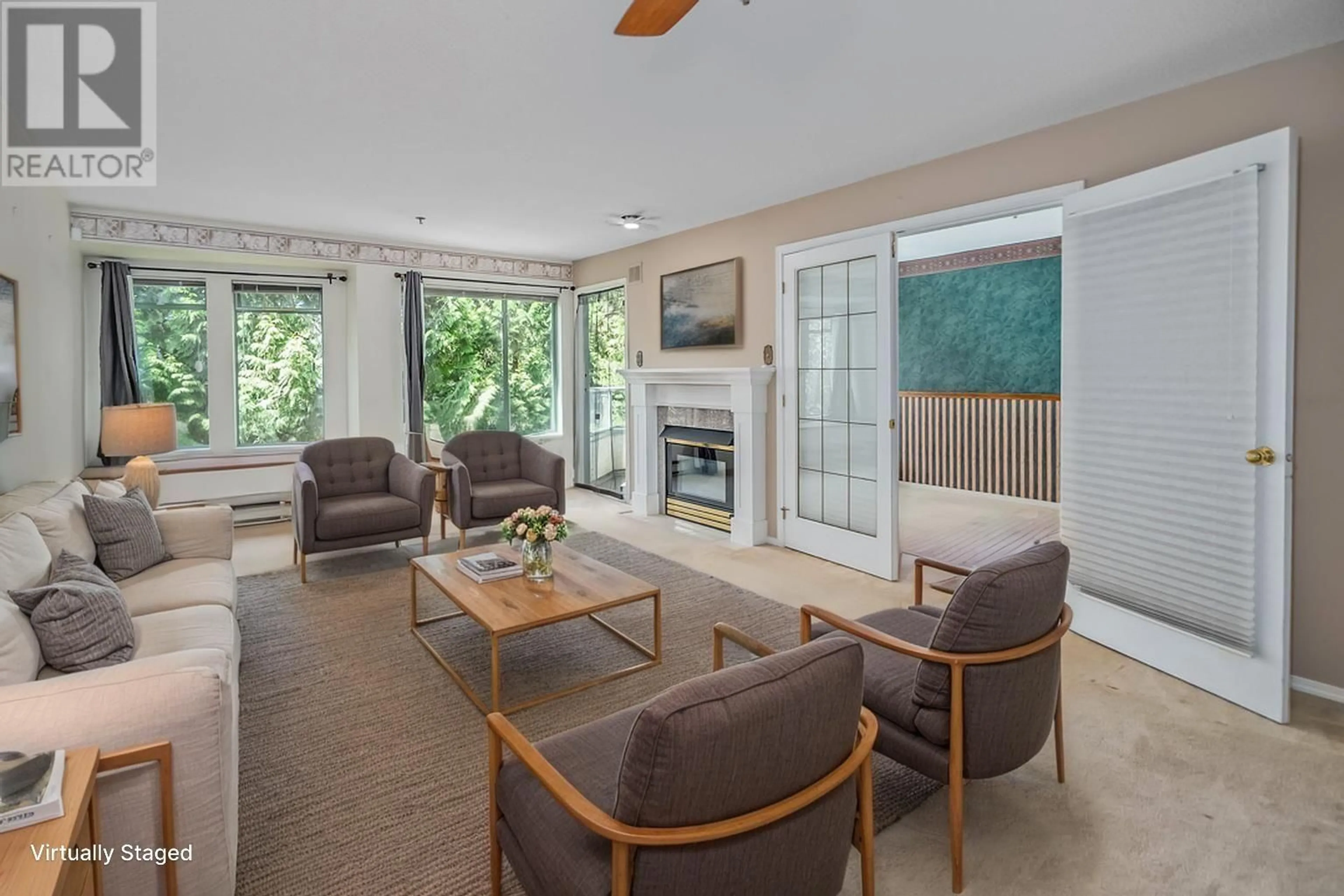 Living room with furniture, unknown for 401 - 6737 STATION HILL COURT, Burnaby British Columbia V3N4V2