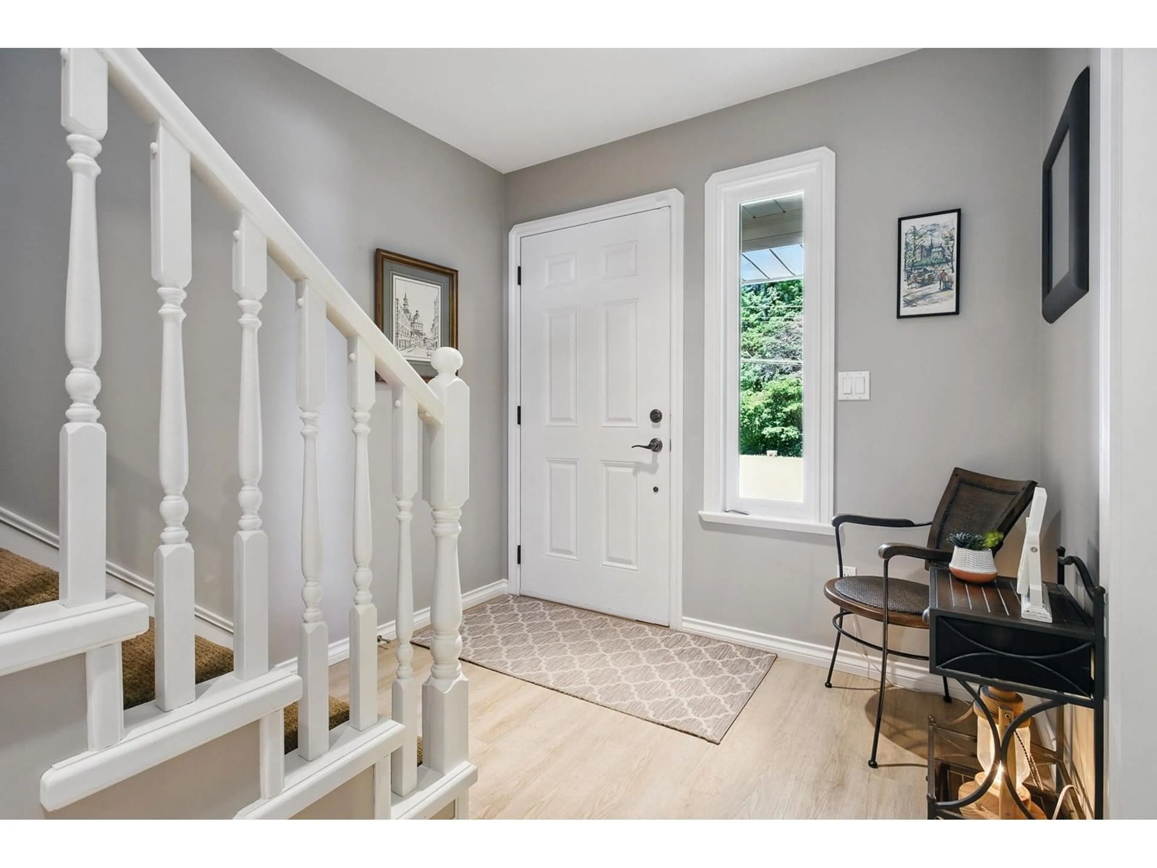 Indoor entryway for 20622 46A, Langley British Columbia V3A3J9