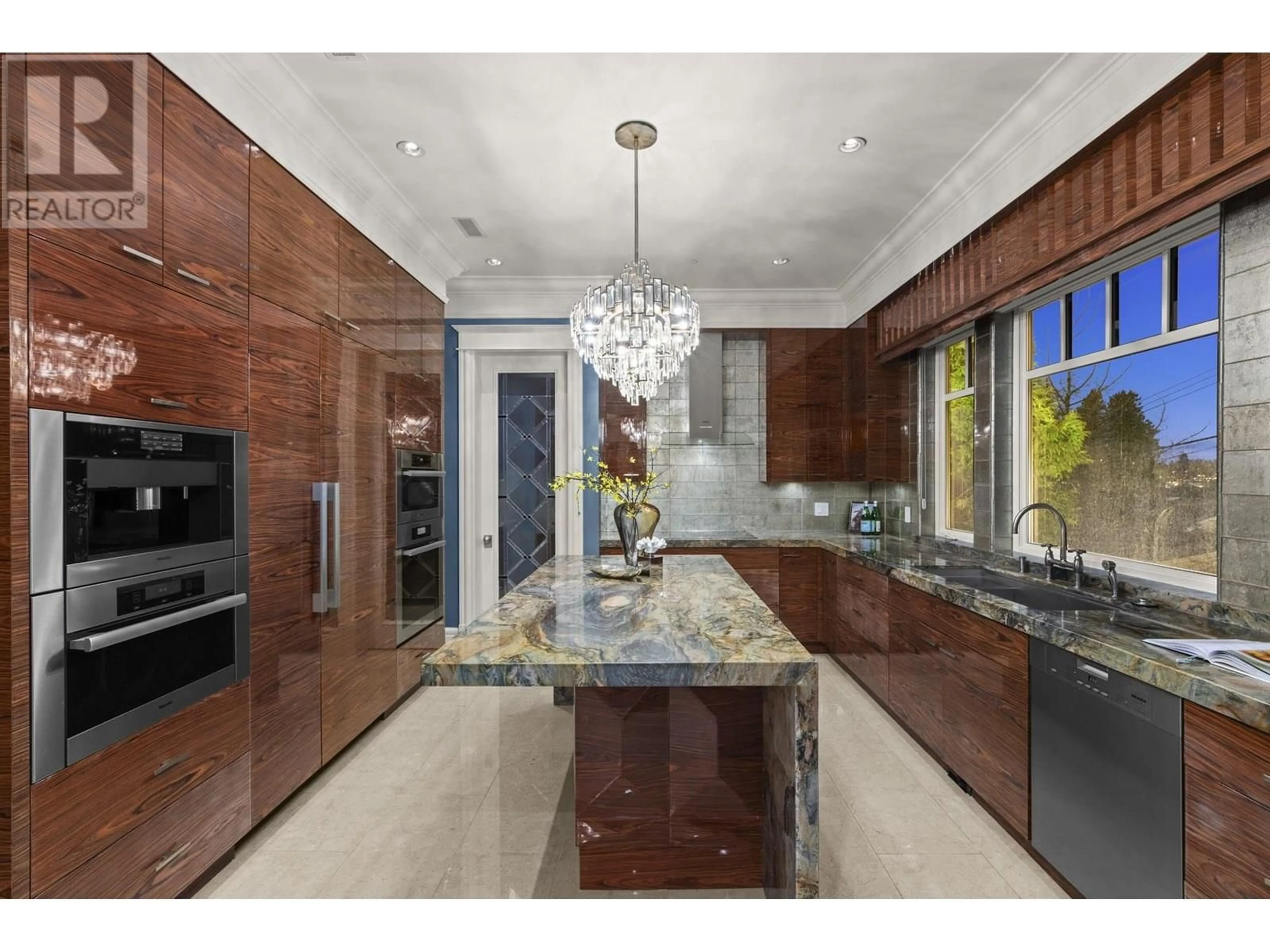 Open concept kitchen, ceramic/tile floor for 4311 PINE CRESCENT, Vancouver British Columbia V6J4K9