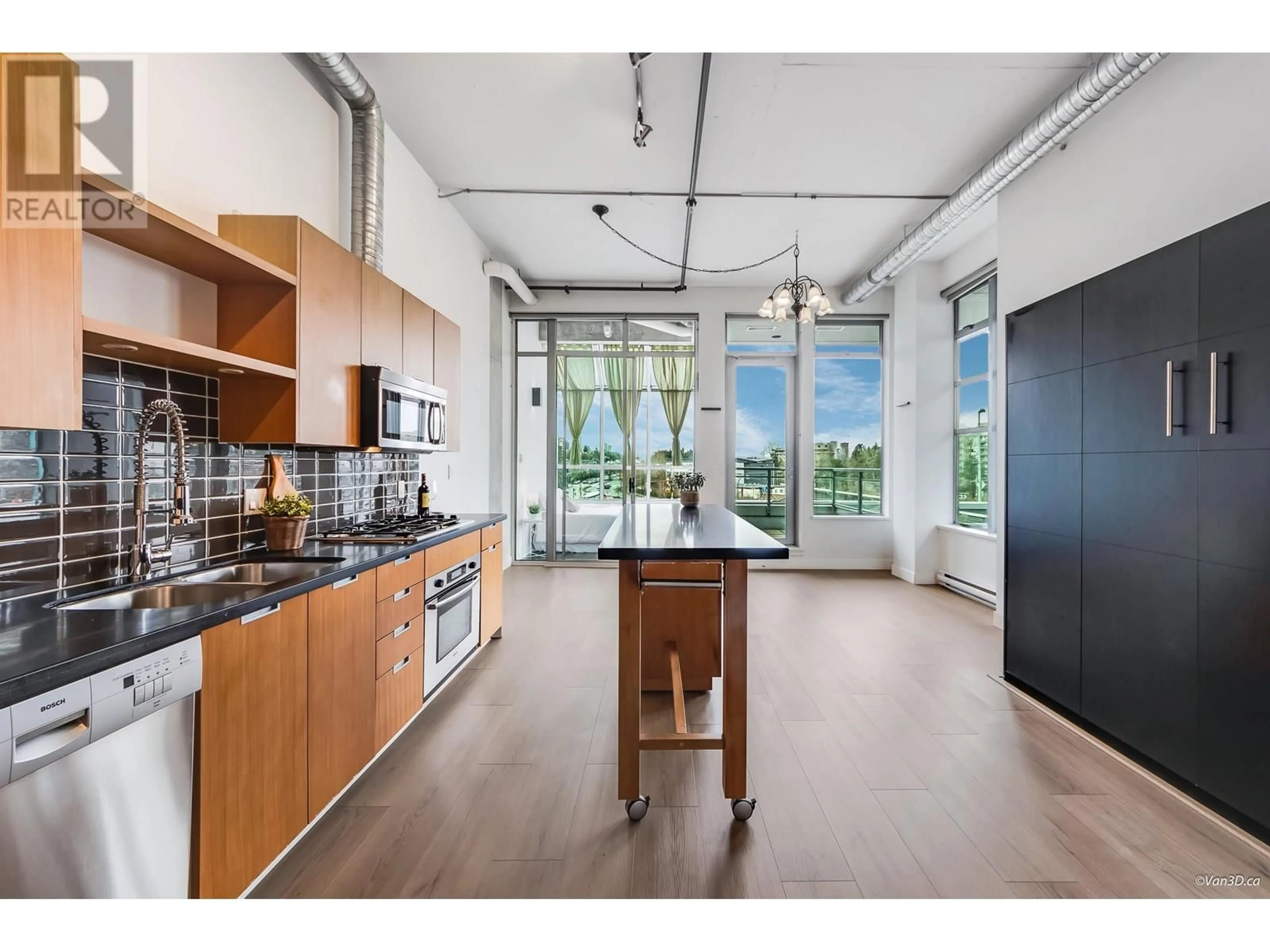Open concept kitchen, unknown for 307 - 495 6TH AVENUE, Vancouver British Columbia V5Y1L3