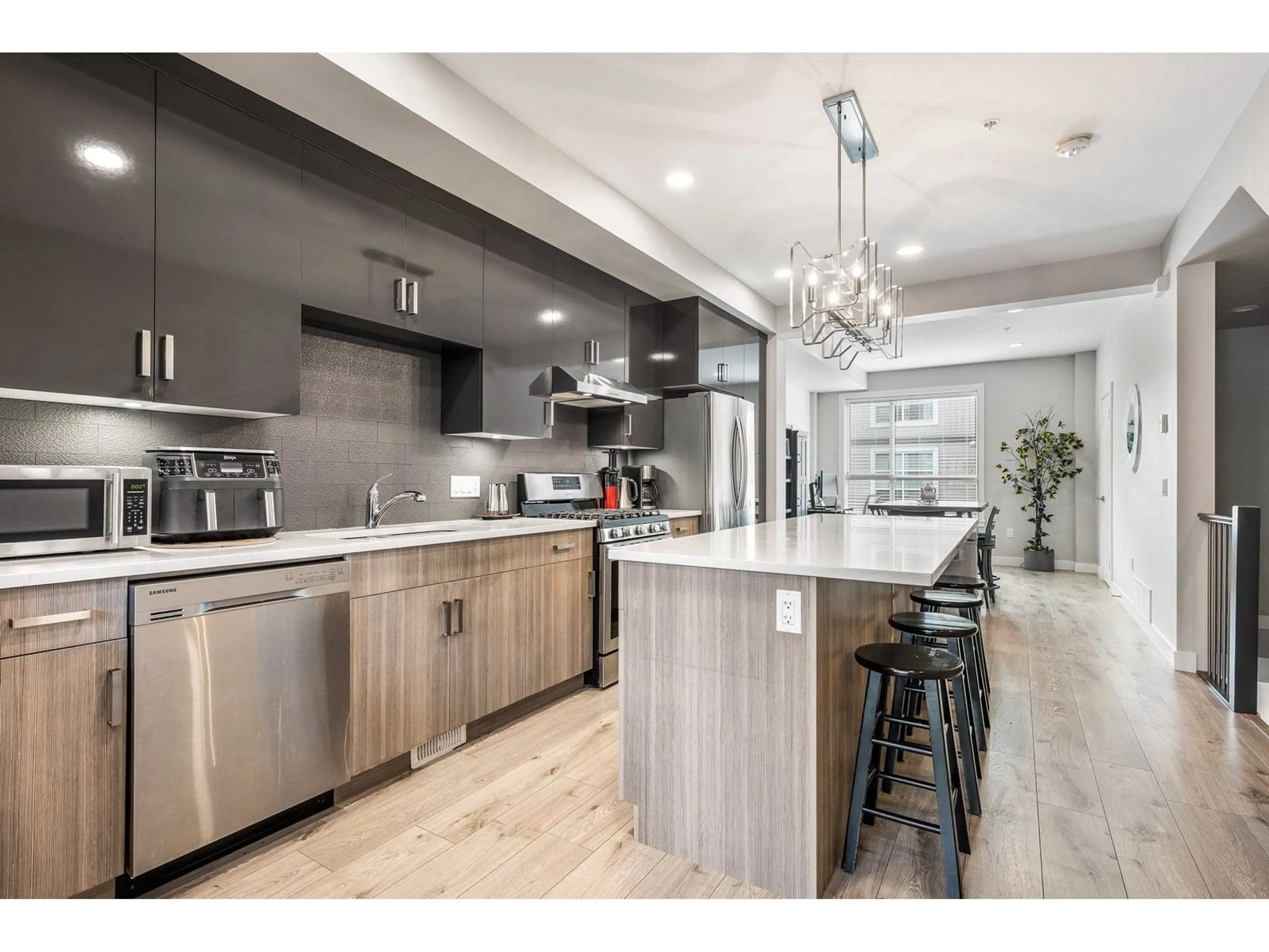 Open concept kitchen, unknown for 62 - 8413 MIDTOWN WAY, Chilliwack British Columbia V2P0G7
