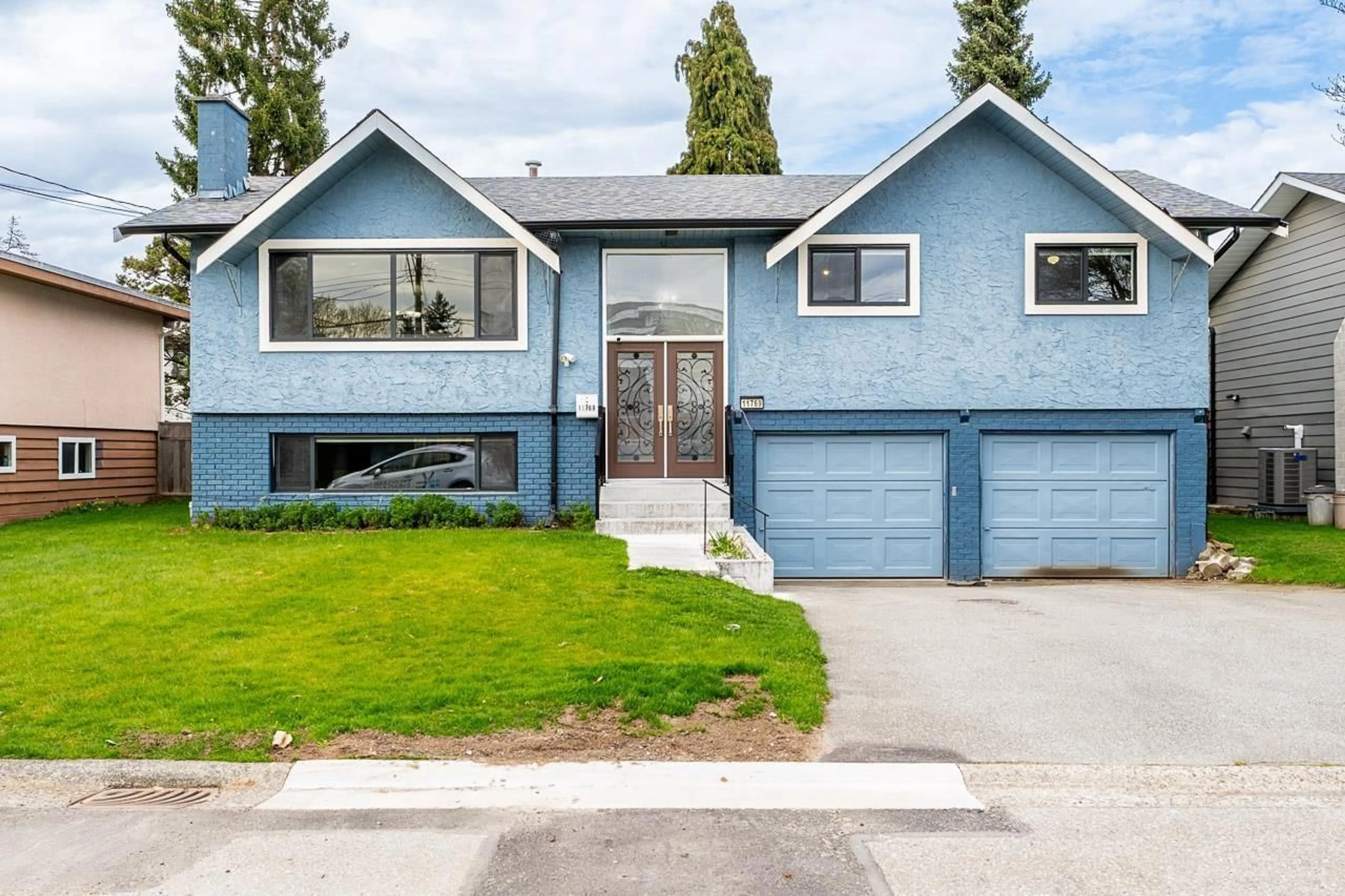 Home with vinyl exterior material, street for 11769 83, Delta British Columbia V4C2H3